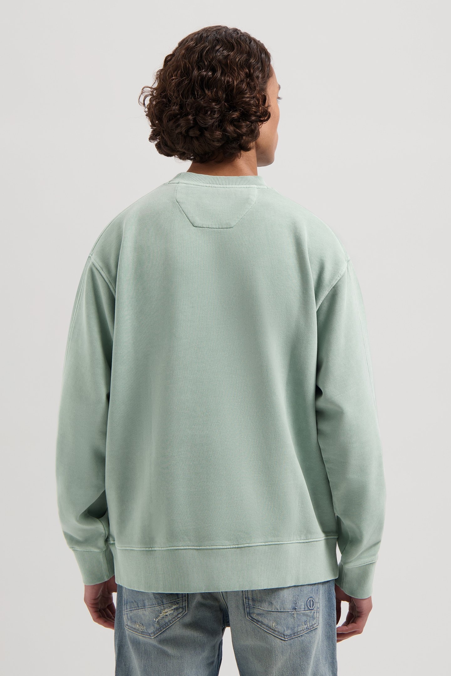 DS_NIKOL CREW LILY PAD 2