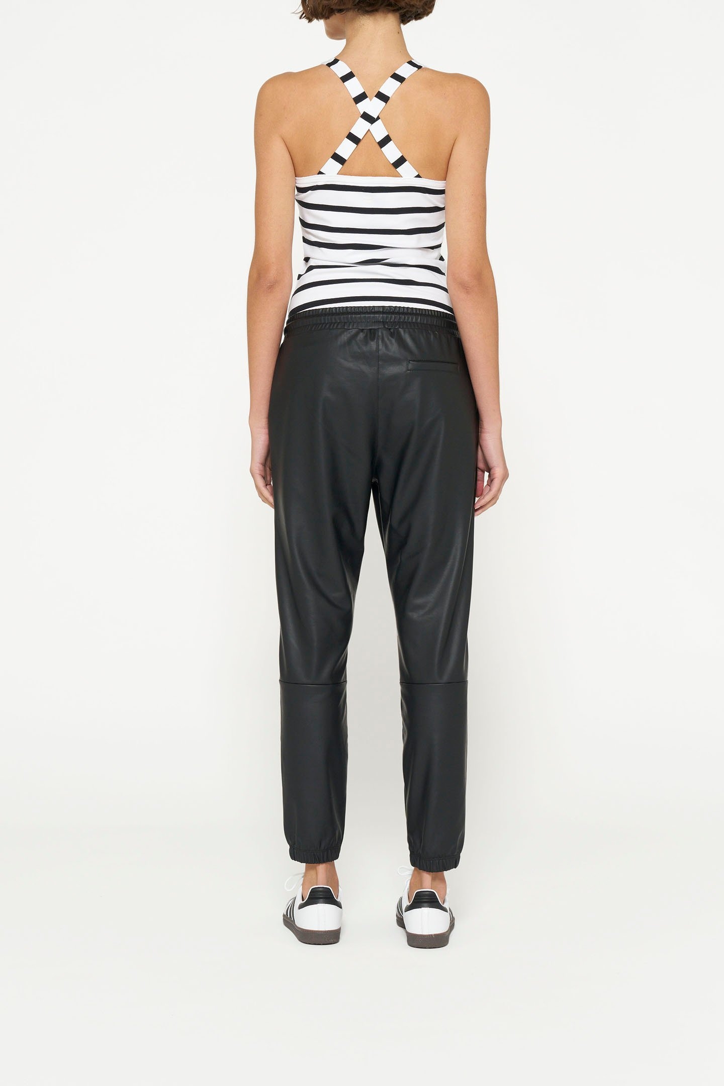 THE WRAPPER STRIPE WHITE/BLACK 2