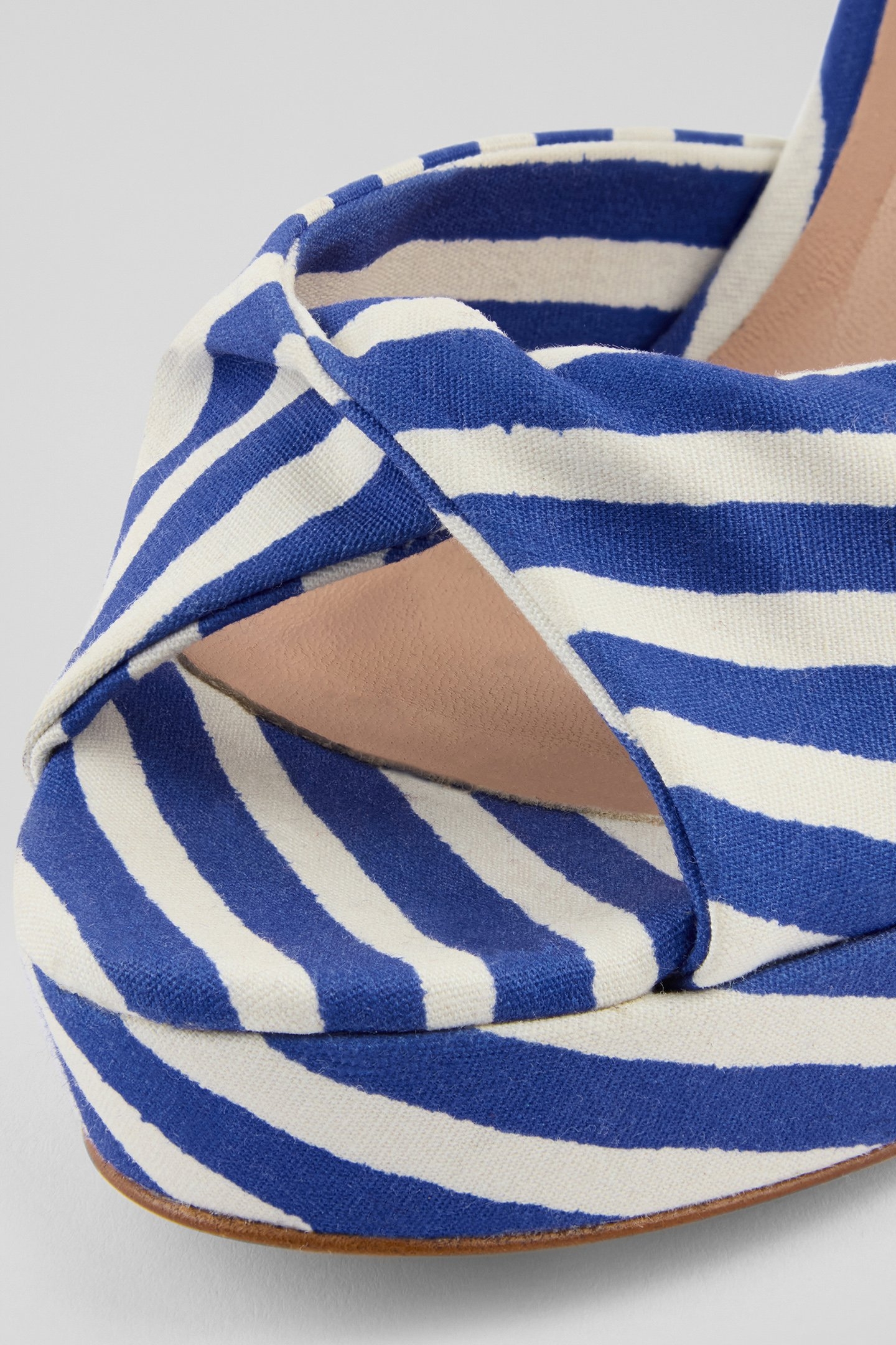 FS ROSA TWIST FRONT PLATF BLUE 4