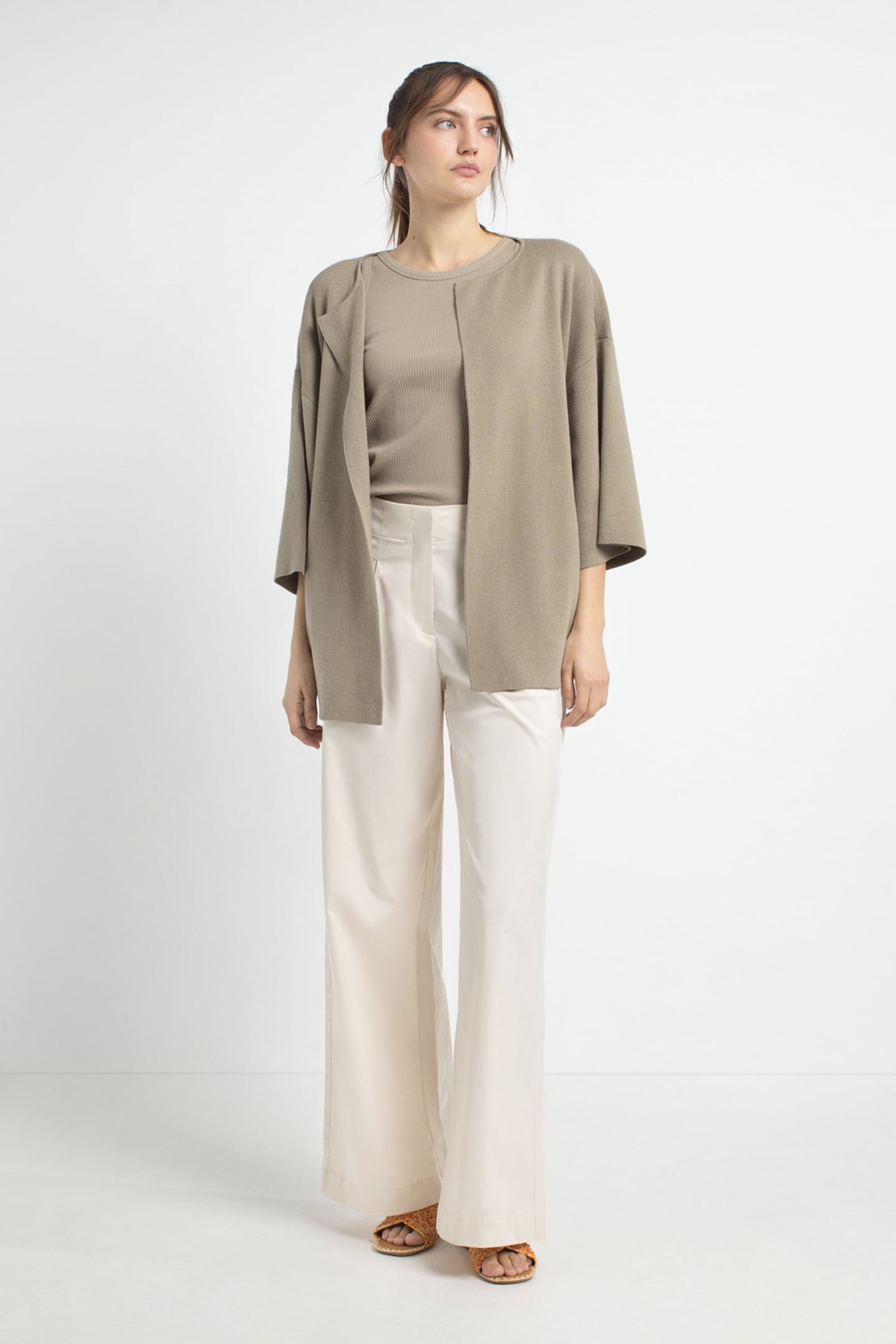 JASMIJN CARDIGAN LIGHT OLIVE 2