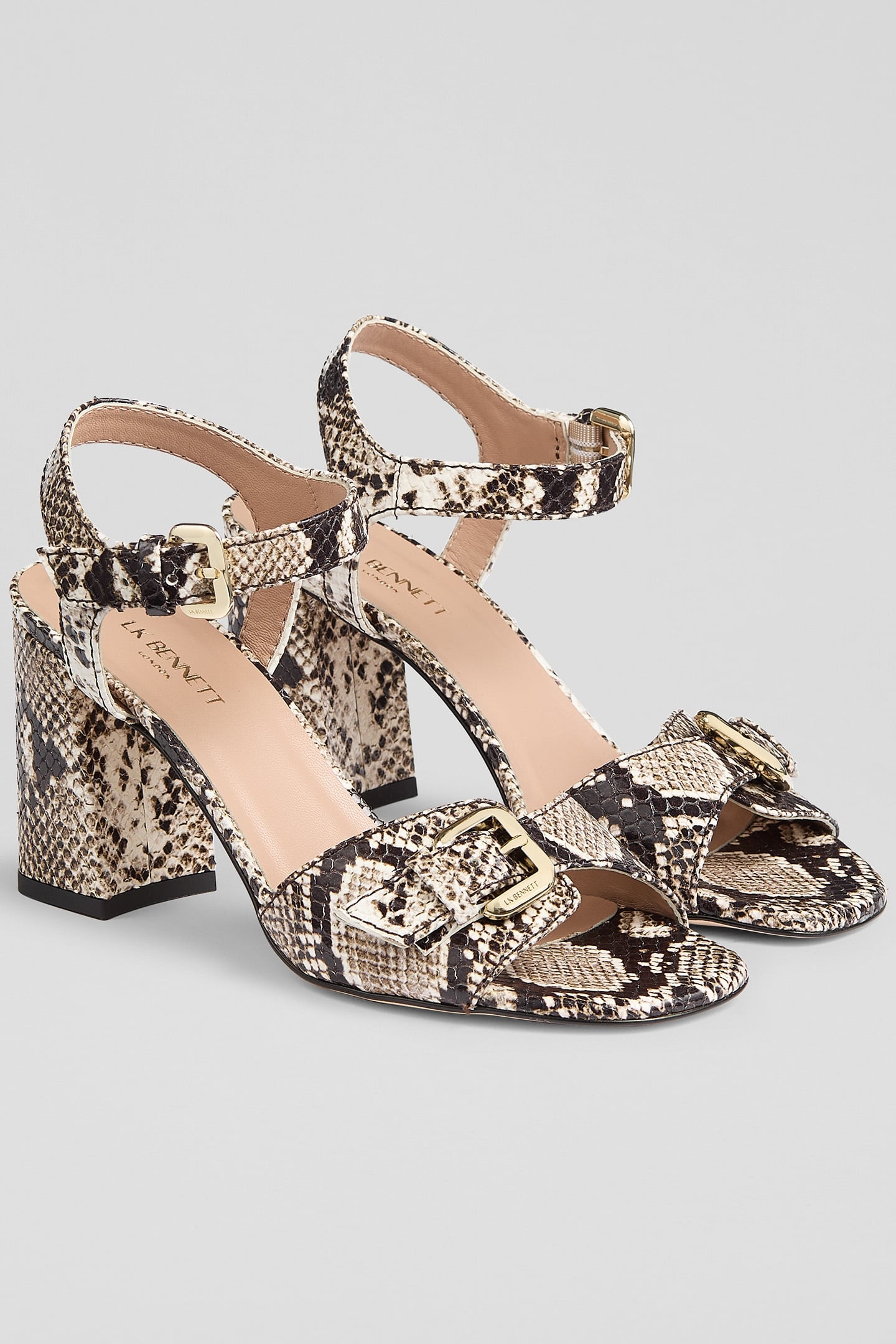 FS REEVA OLOID BUCKLE BLACK/WHITE 2