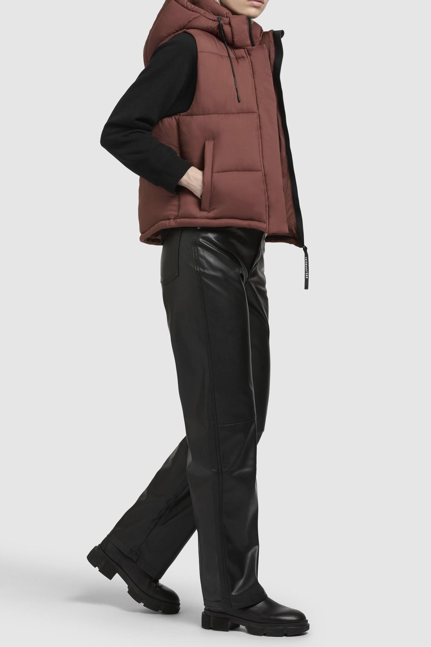 INNA2 MATT VEST MAPLE RED 3