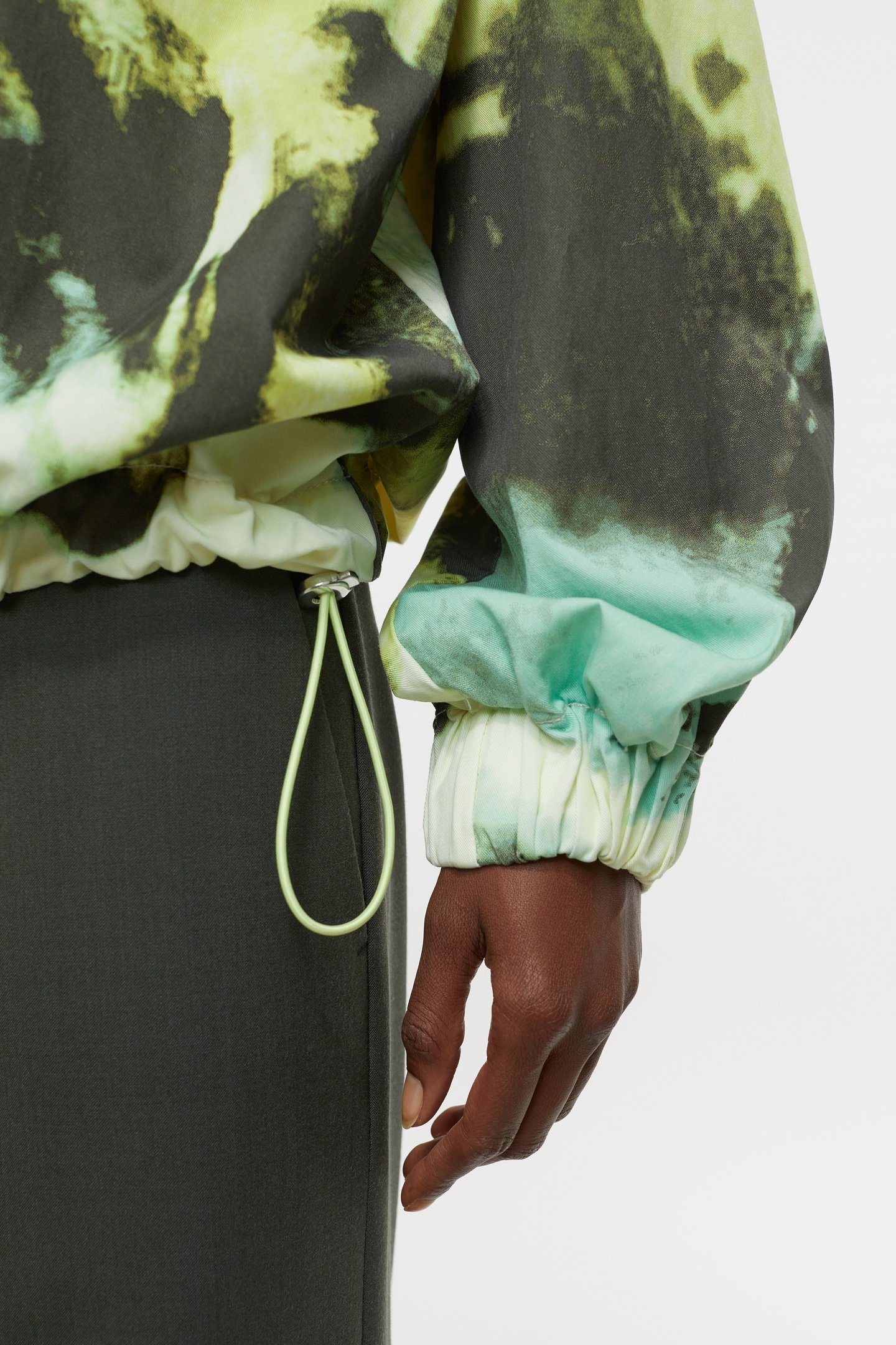 HALF BUTTON HOODIE PRIMARY YELLOW 6