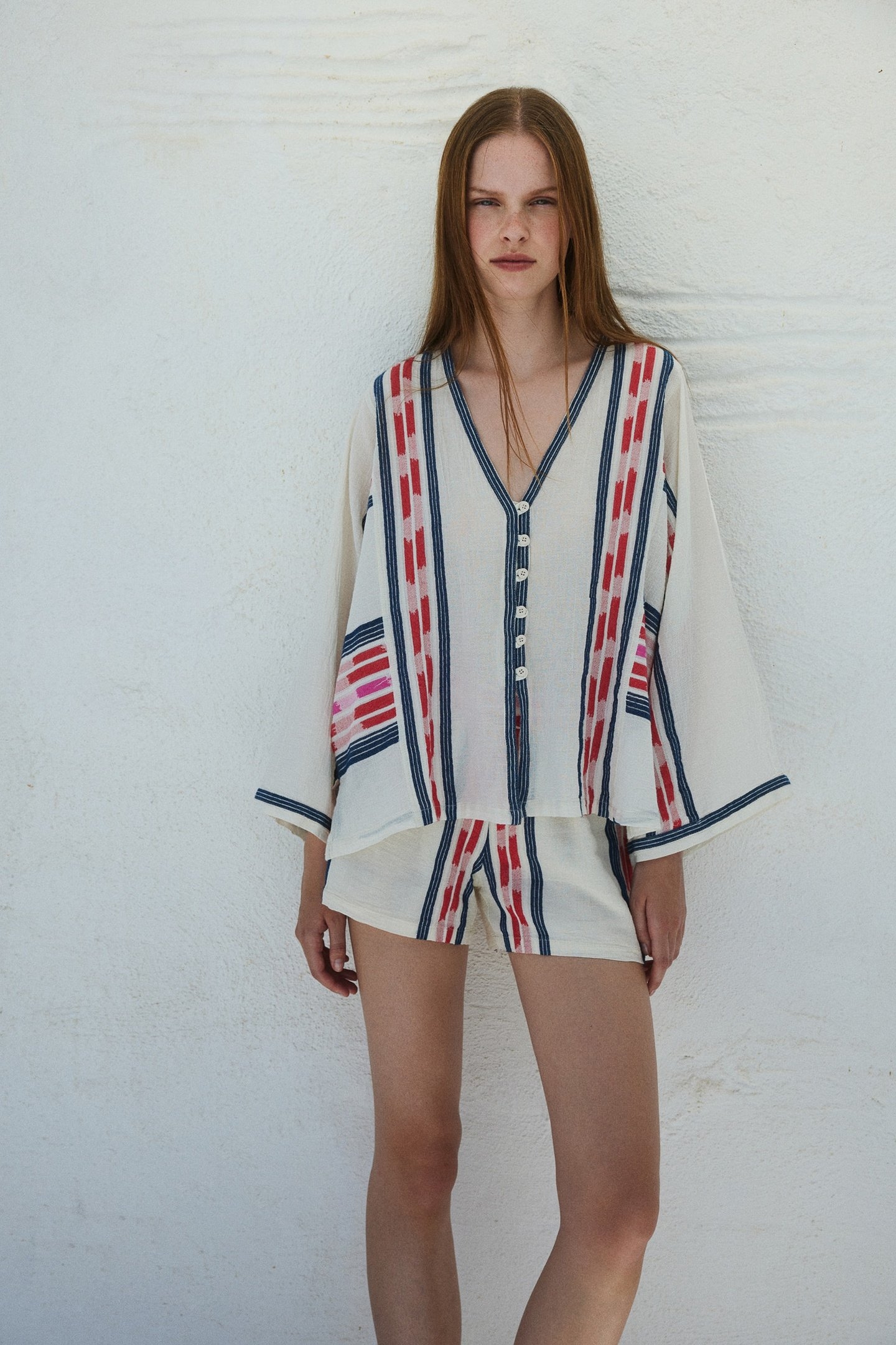 OUTOPIA SHORTS JACQUARD NAVY RED 1