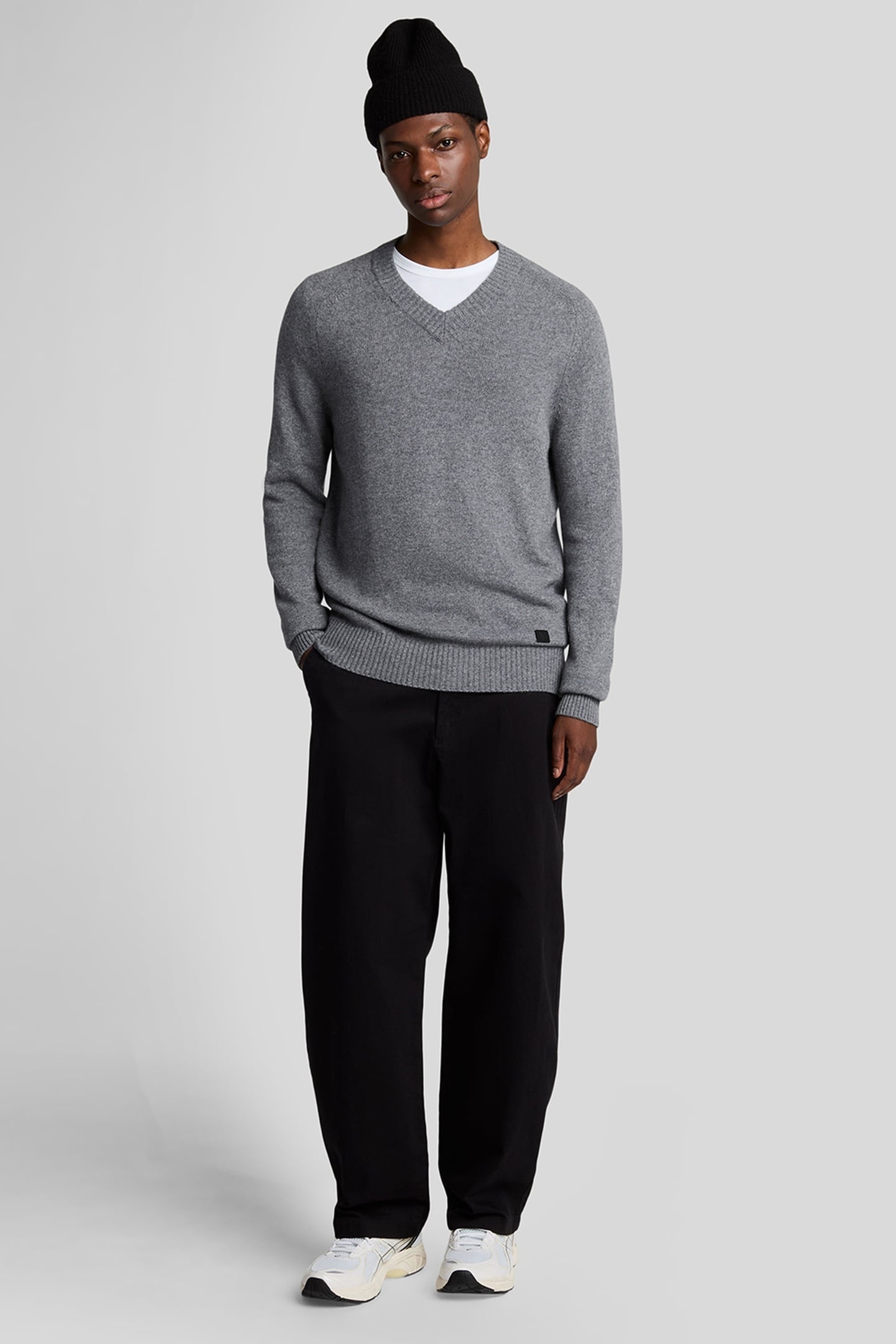 SADDLE SLEEVE V NECK JUMPER GREY HEATHER 1