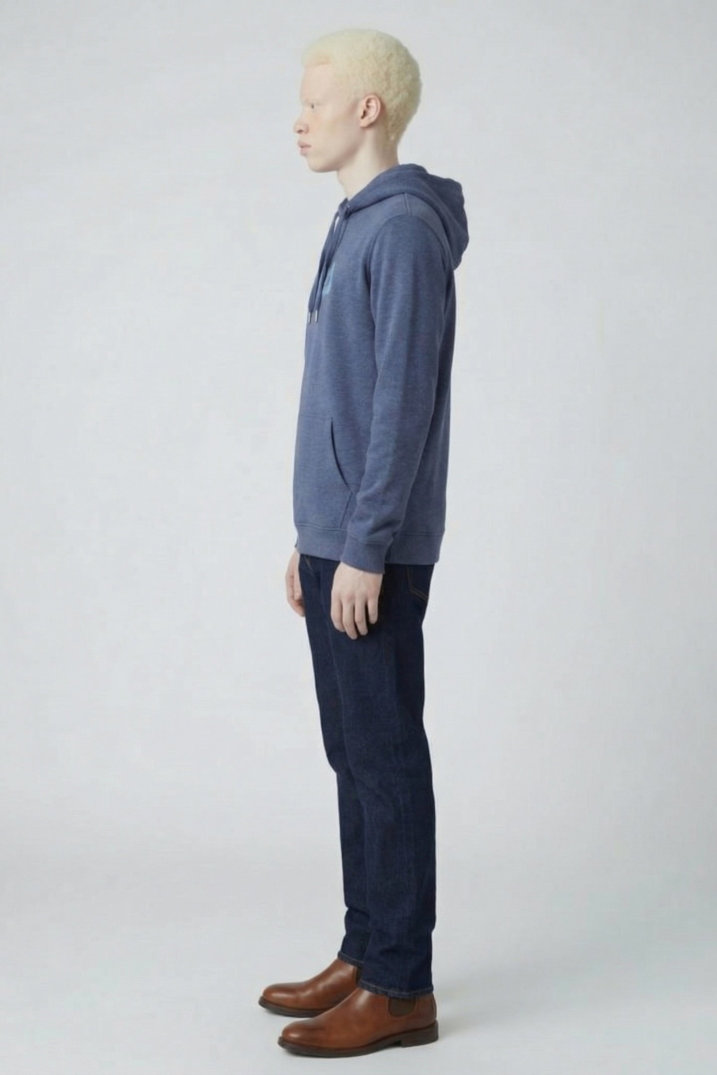 UNISEX ZOLTAN LOGO HOODY BLACK IRIS 3