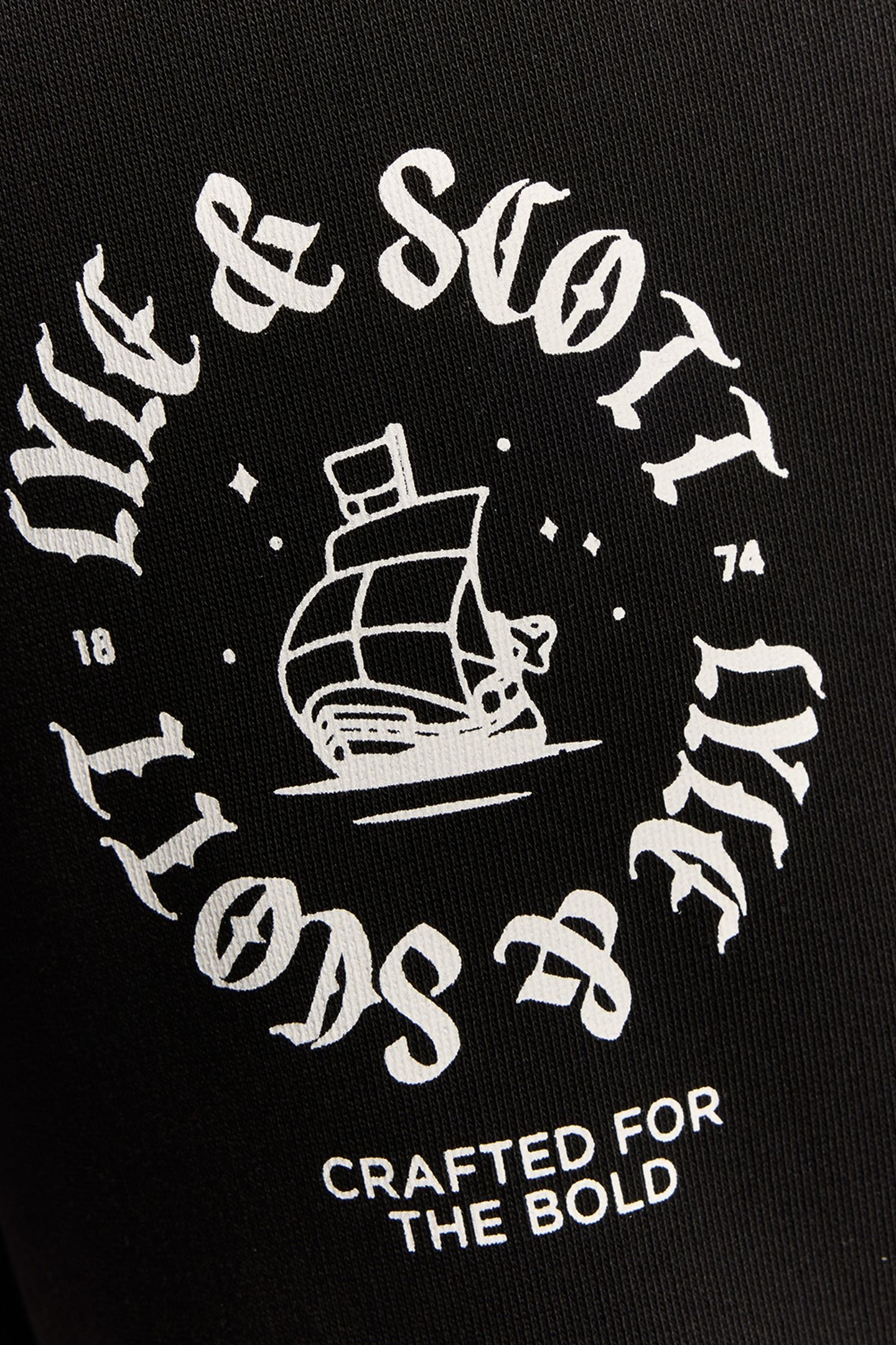 SHIP INSIGNIA GRAPHIC JOGGER JET BLACK 5