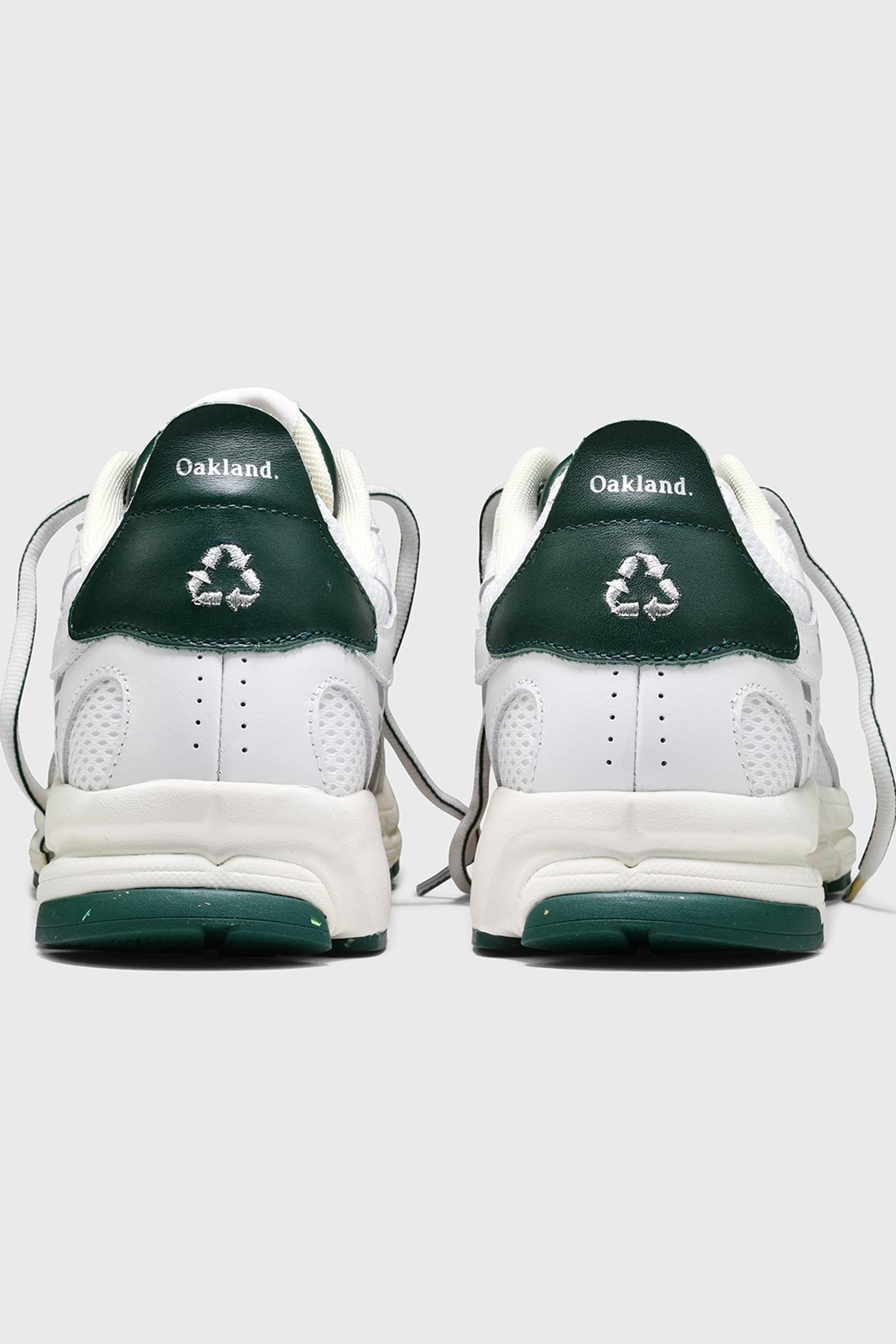 THE RE-RUN CITY WHITE/GREEN 3