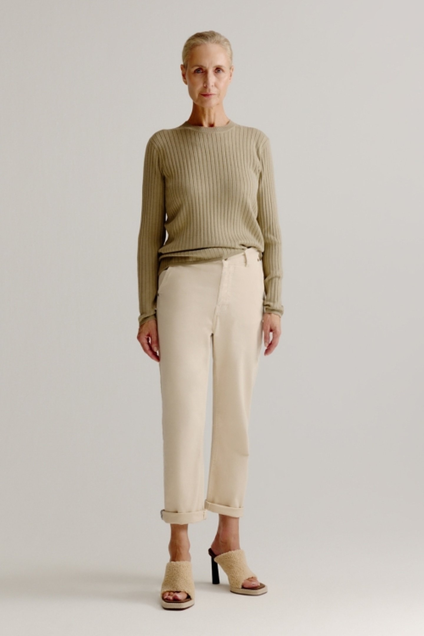 LILI SWEATER LIGHT KHAKI 1