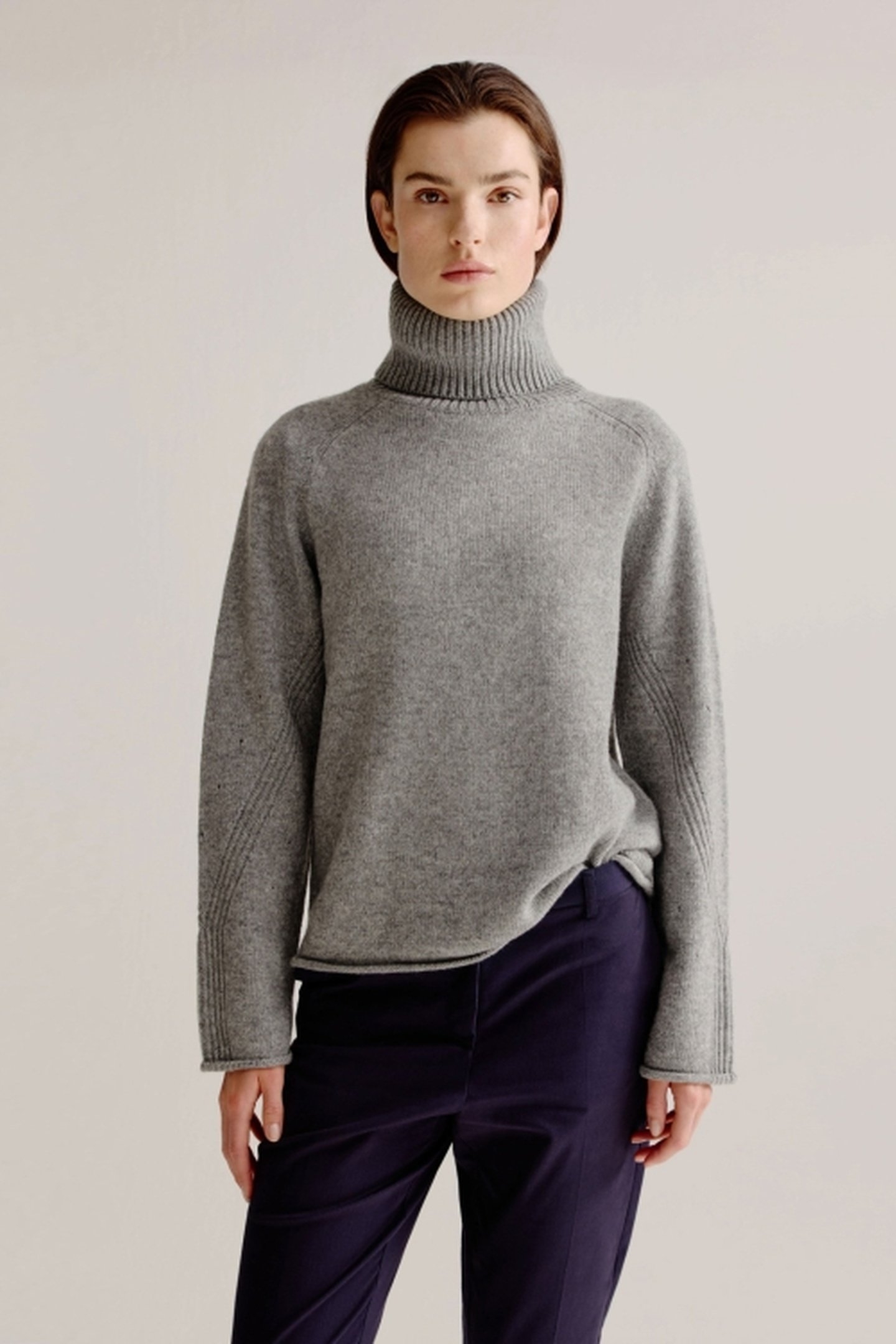 LOENA SWEATER GREY 2