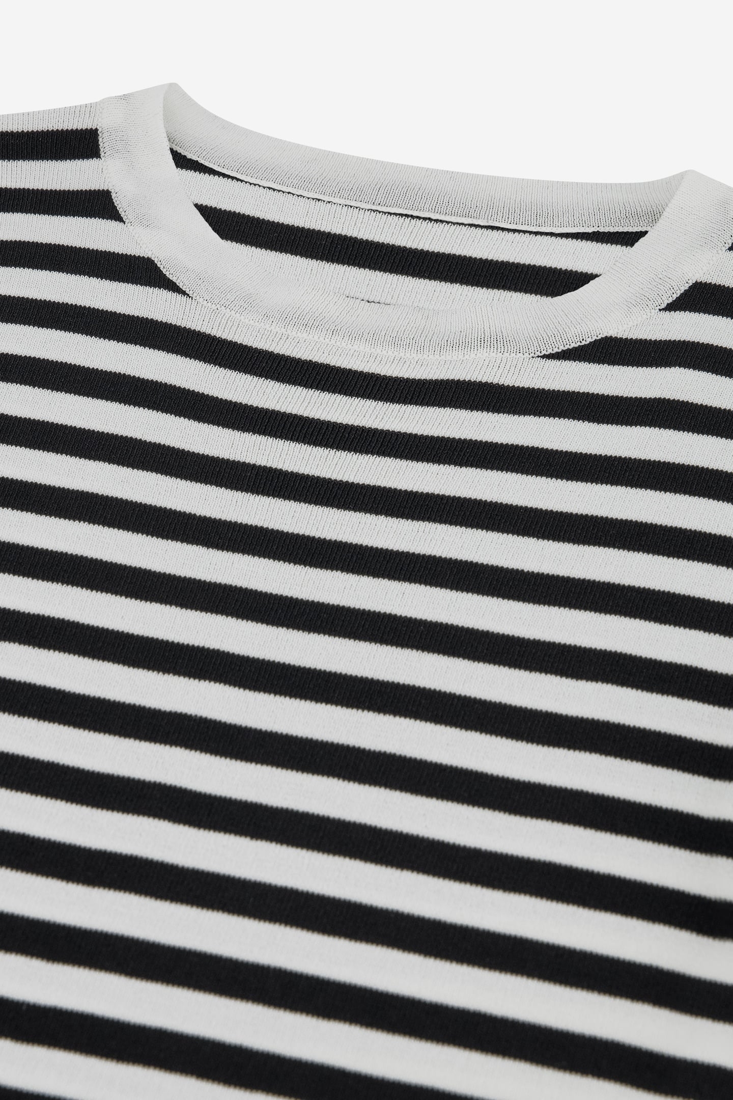 JOLIE SS STRIPE PULLOVER BLACK/OFF WHITE 3