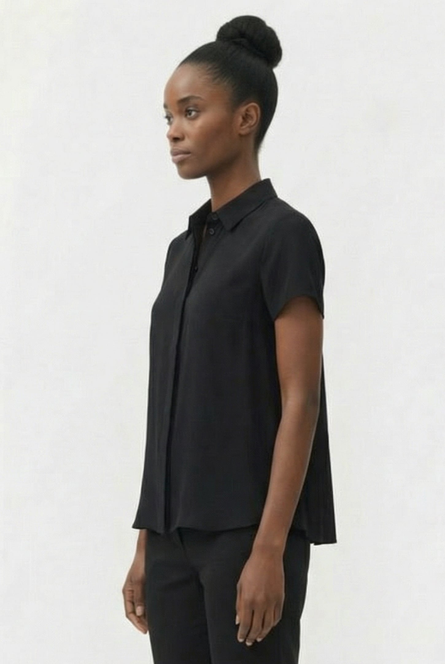 CLASSIC CREPE LIGHT SS SHIRT BLACK 3