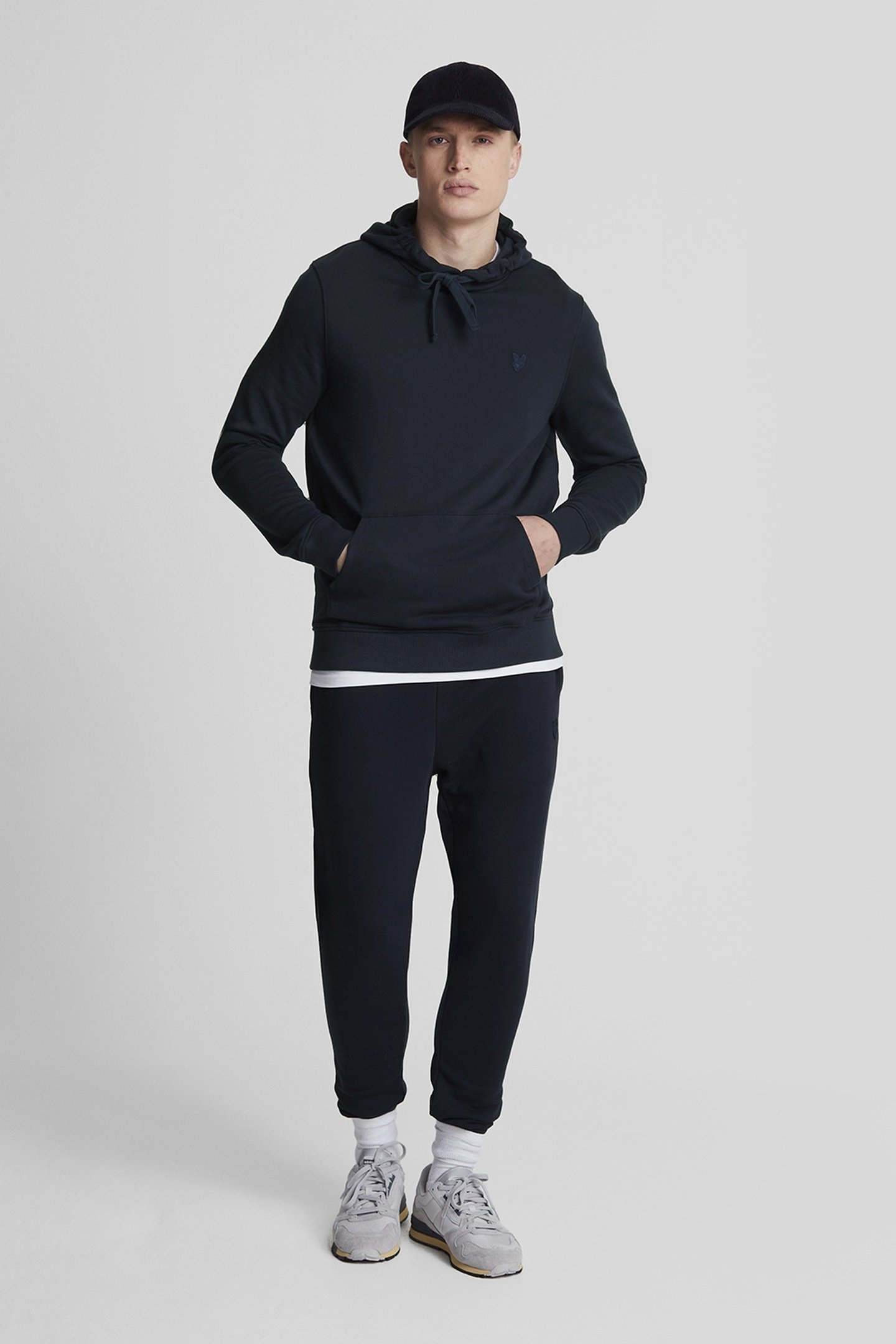 TONAL EAGLE PULLOVER HOODIE DARK NAVY 1