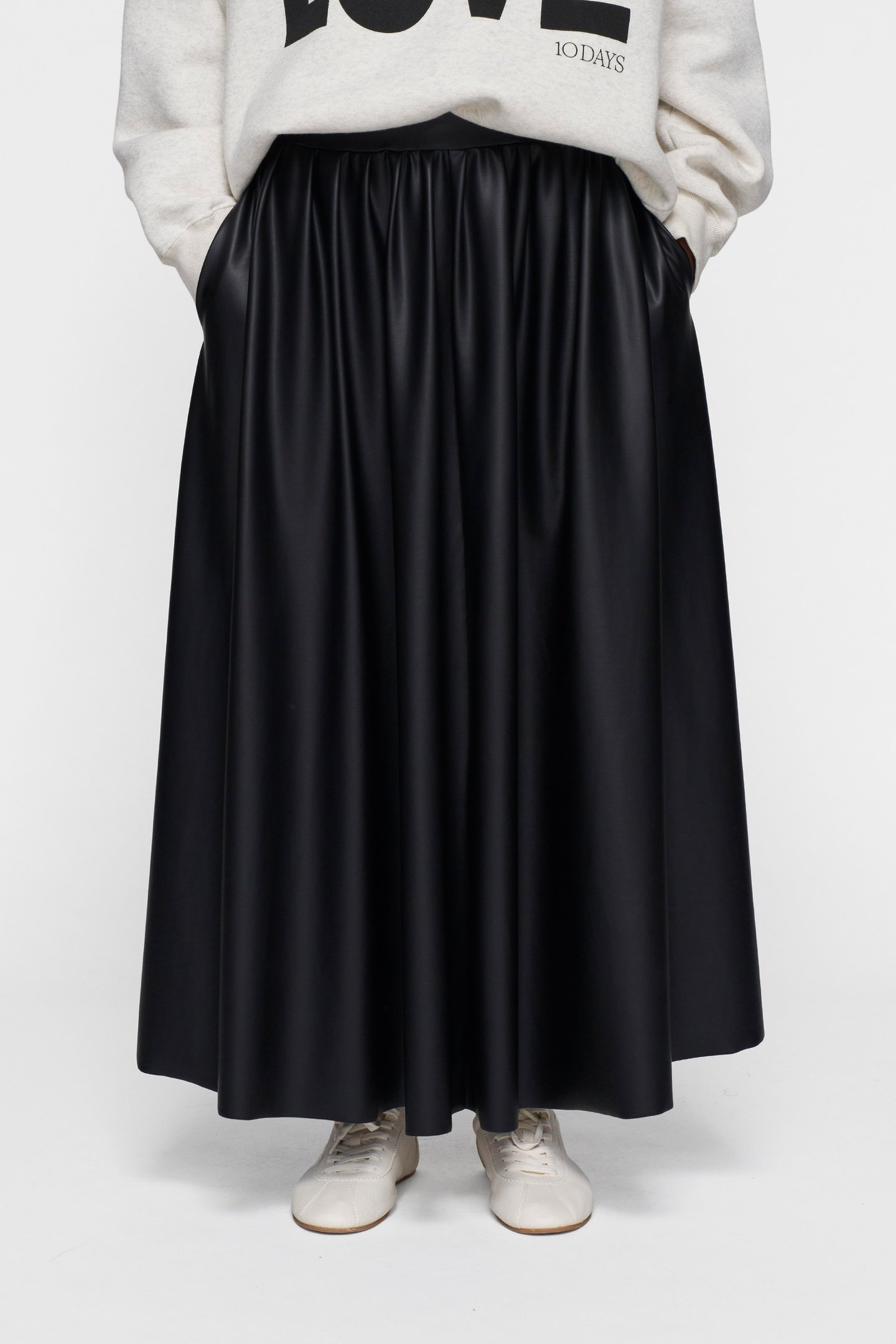 LEATHERLOOK PLEATED SKIRT 1012 2