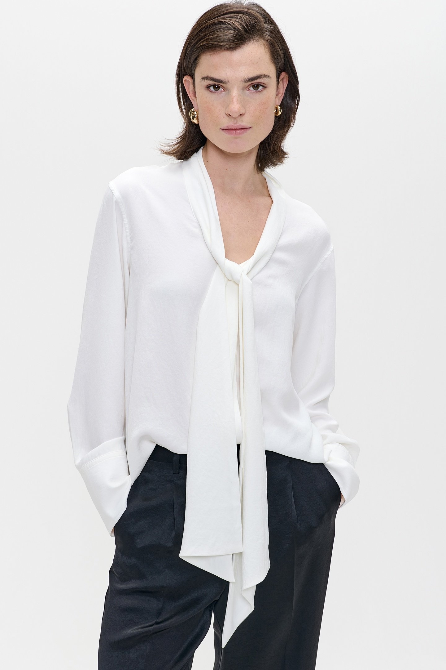 BOW SHIRT OFF WHITE 1