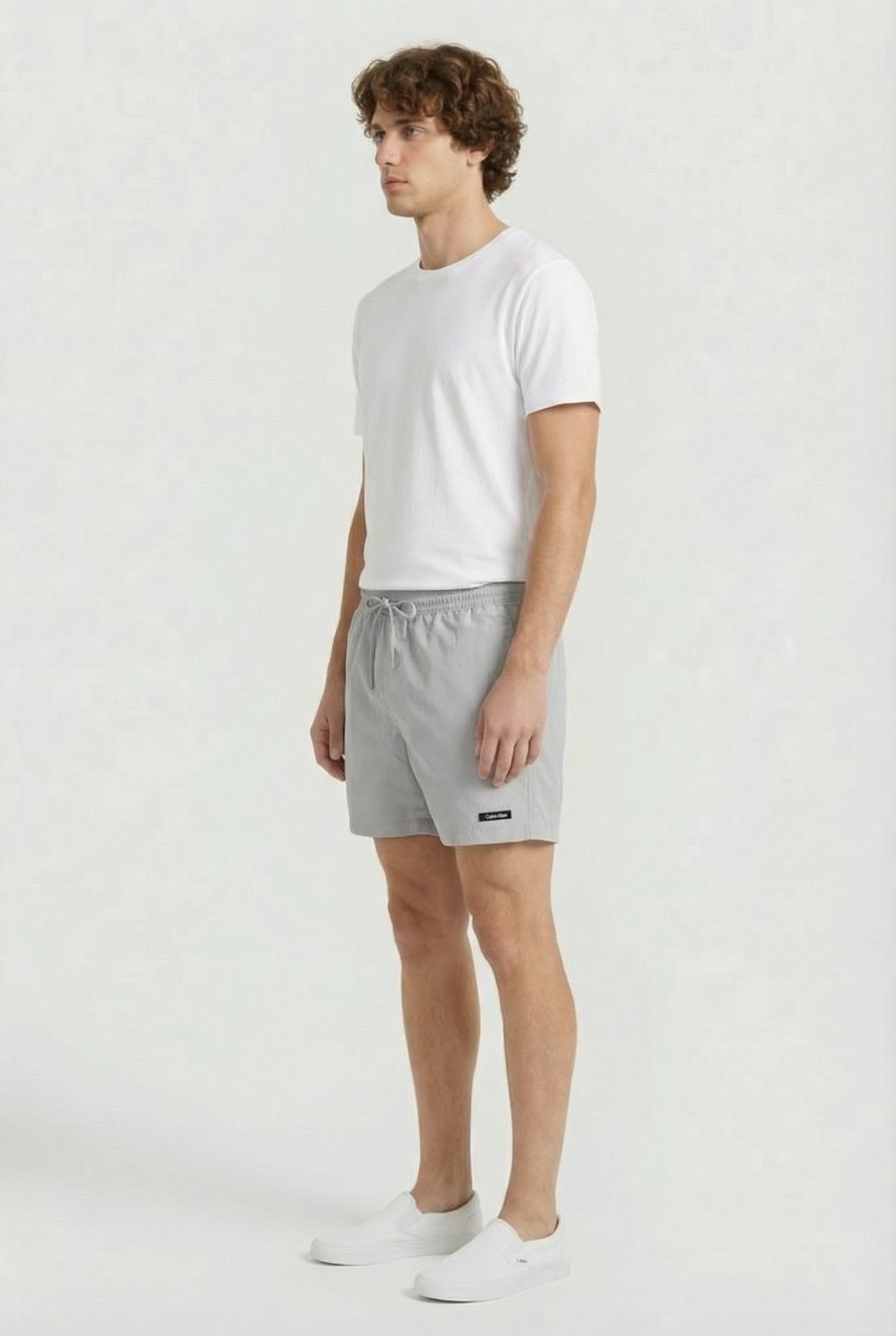 MEDIUM DRAWSTRING LIGHT CAST 3