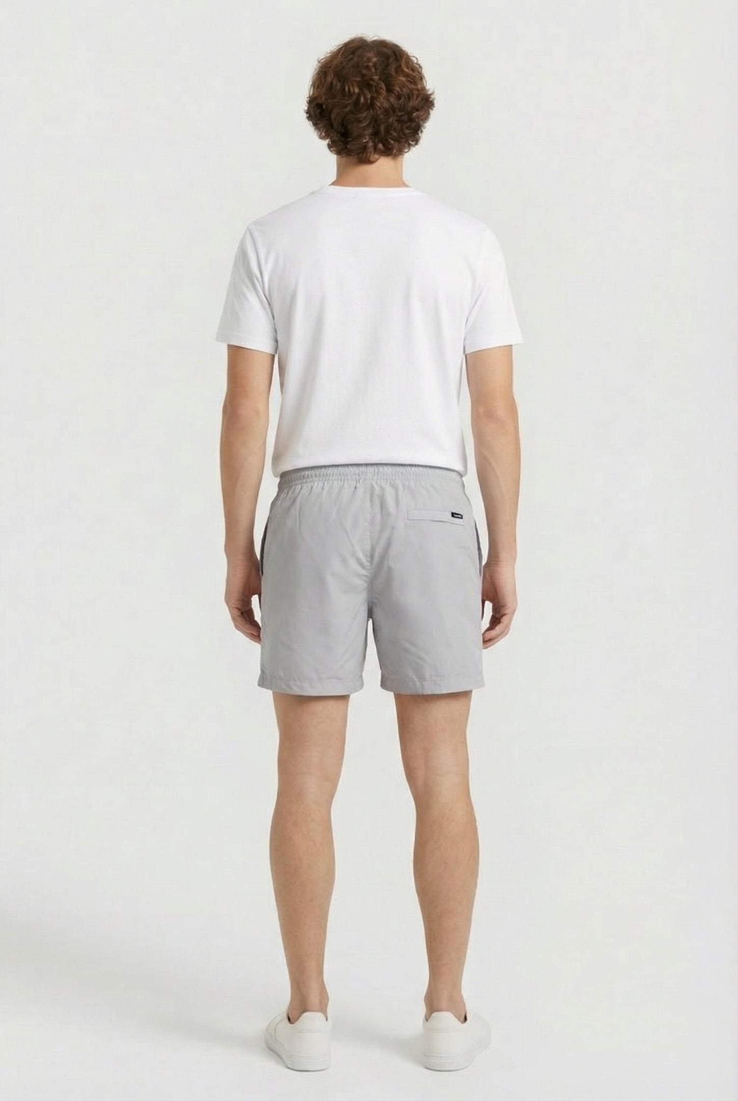 MEDIUM DRAWSTRING LIGHT CAST 2