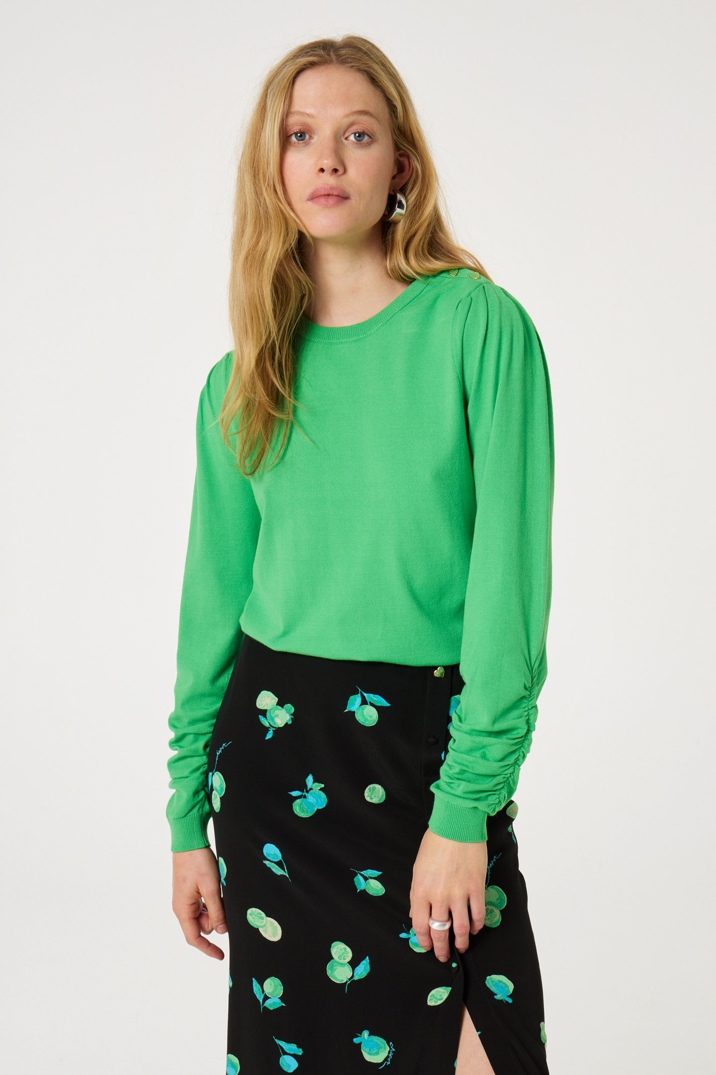 MOLLY SCRUNCH PULLOVER GREEN APPLE 4