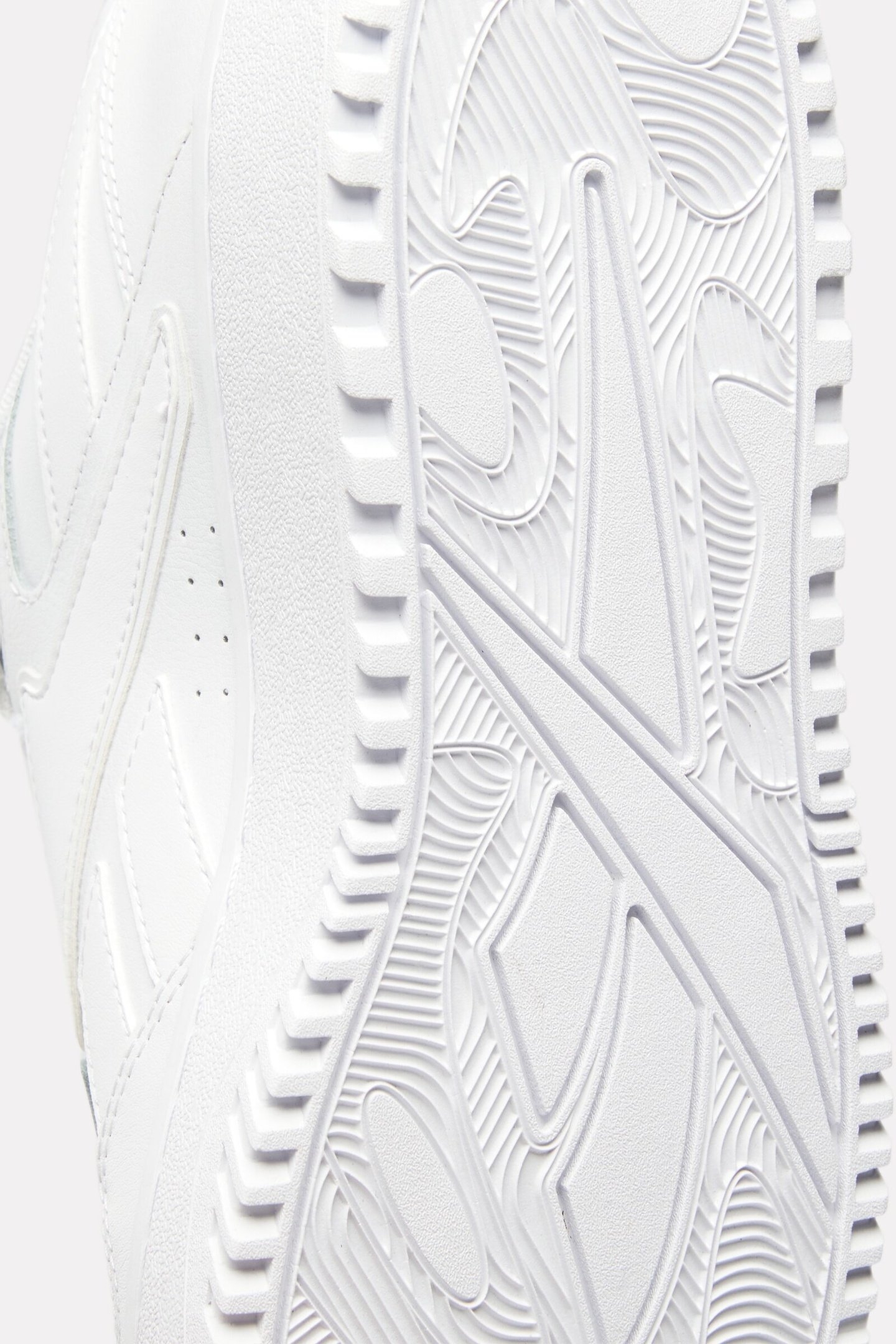 UNISEX ATR CHILL SHOES 7