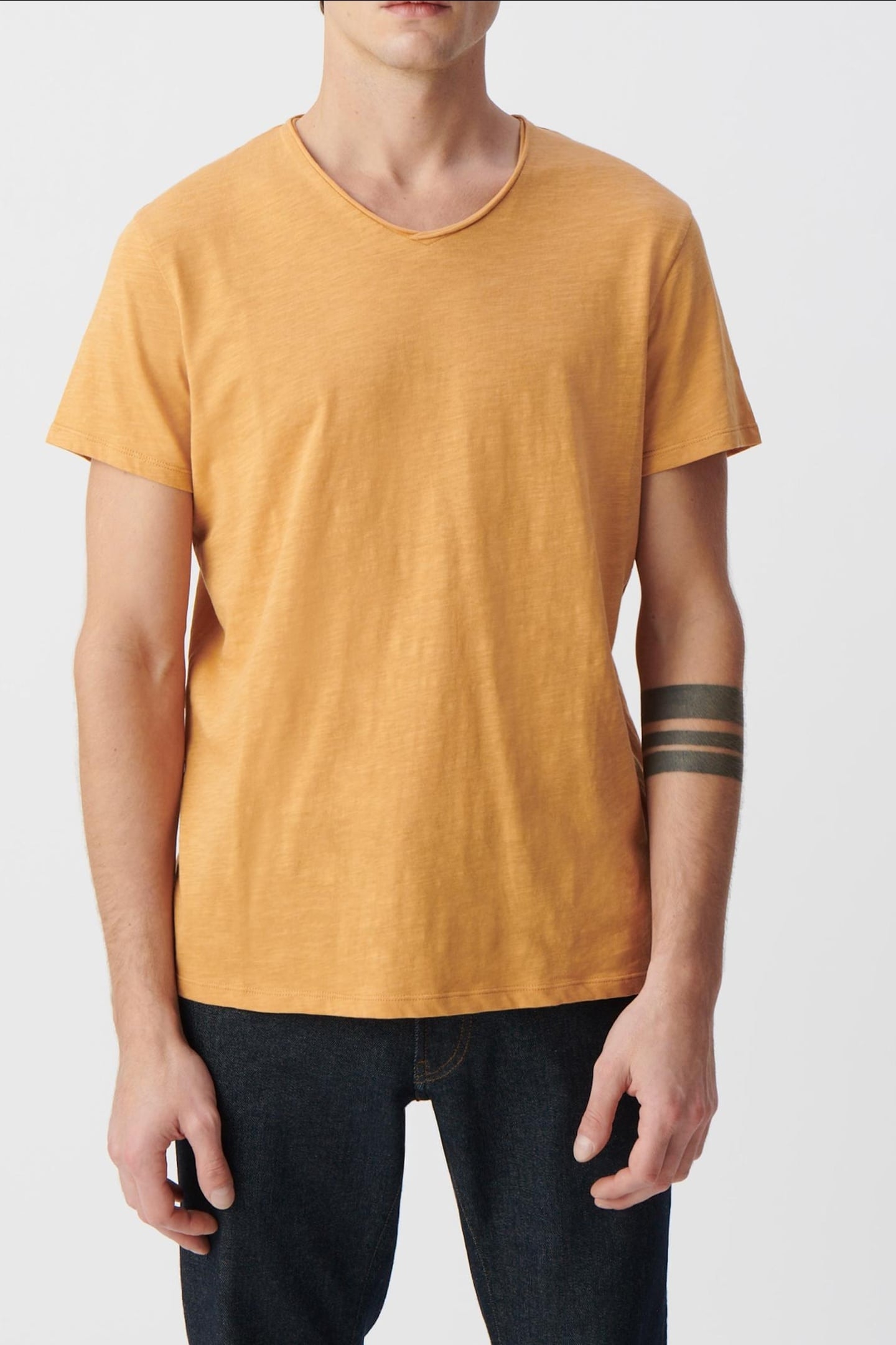 TURMERIC ORGANIC COTTON ESSENTIAL V-NECK T-SHIRT 2