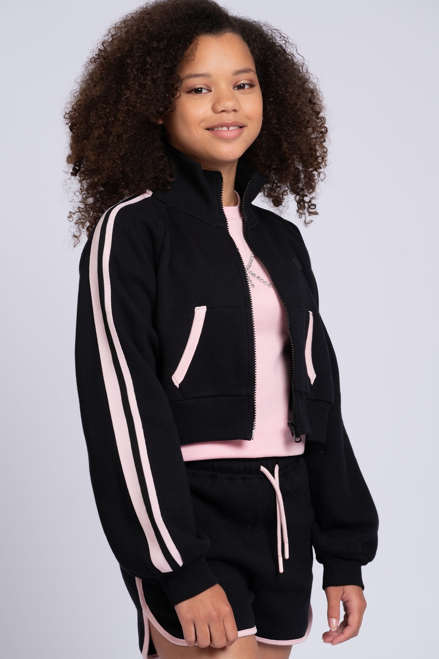 ROSALY SWEATJACKET BLACK 1