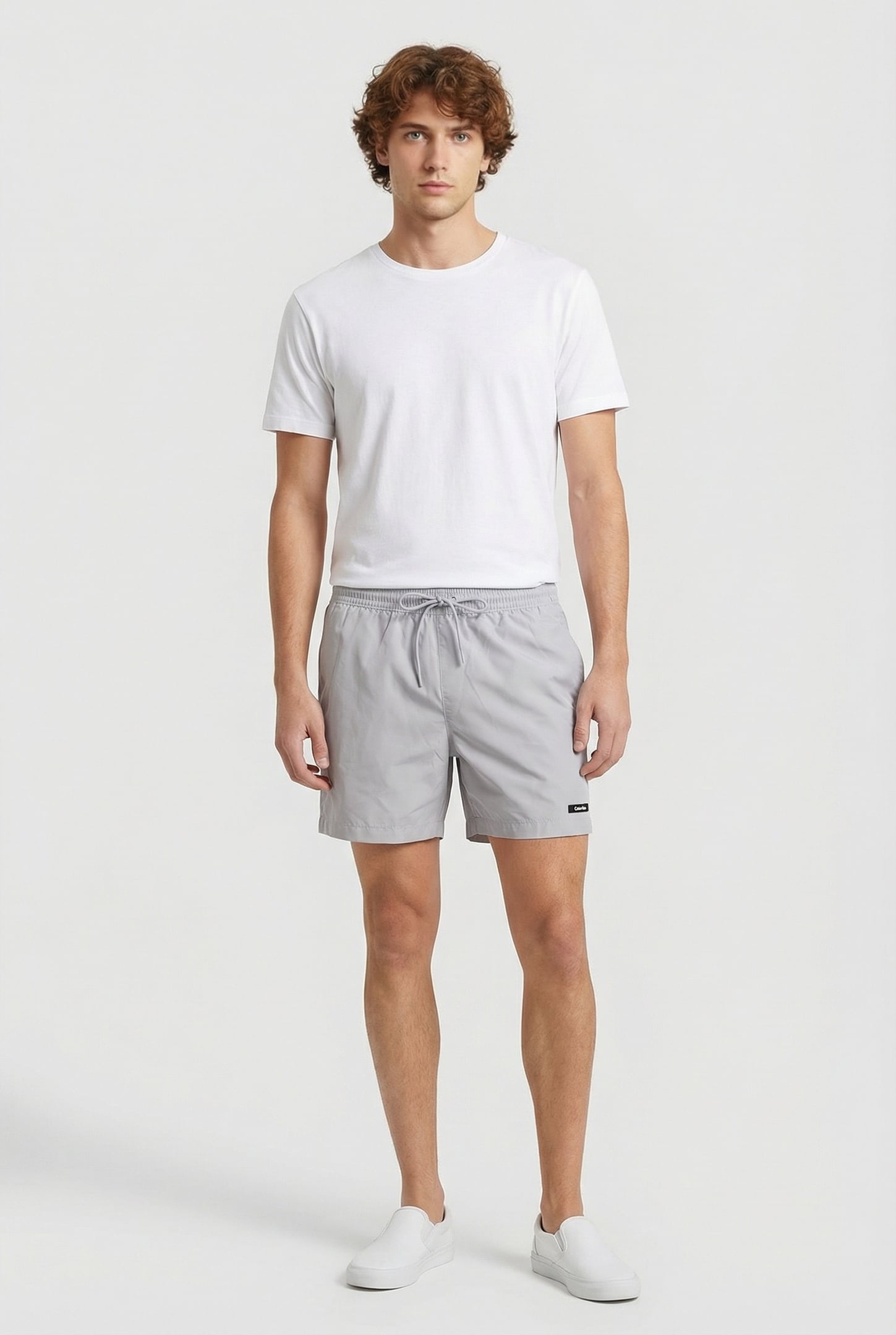 MEDIUM DRAWSTRING LIGHT CAST 1