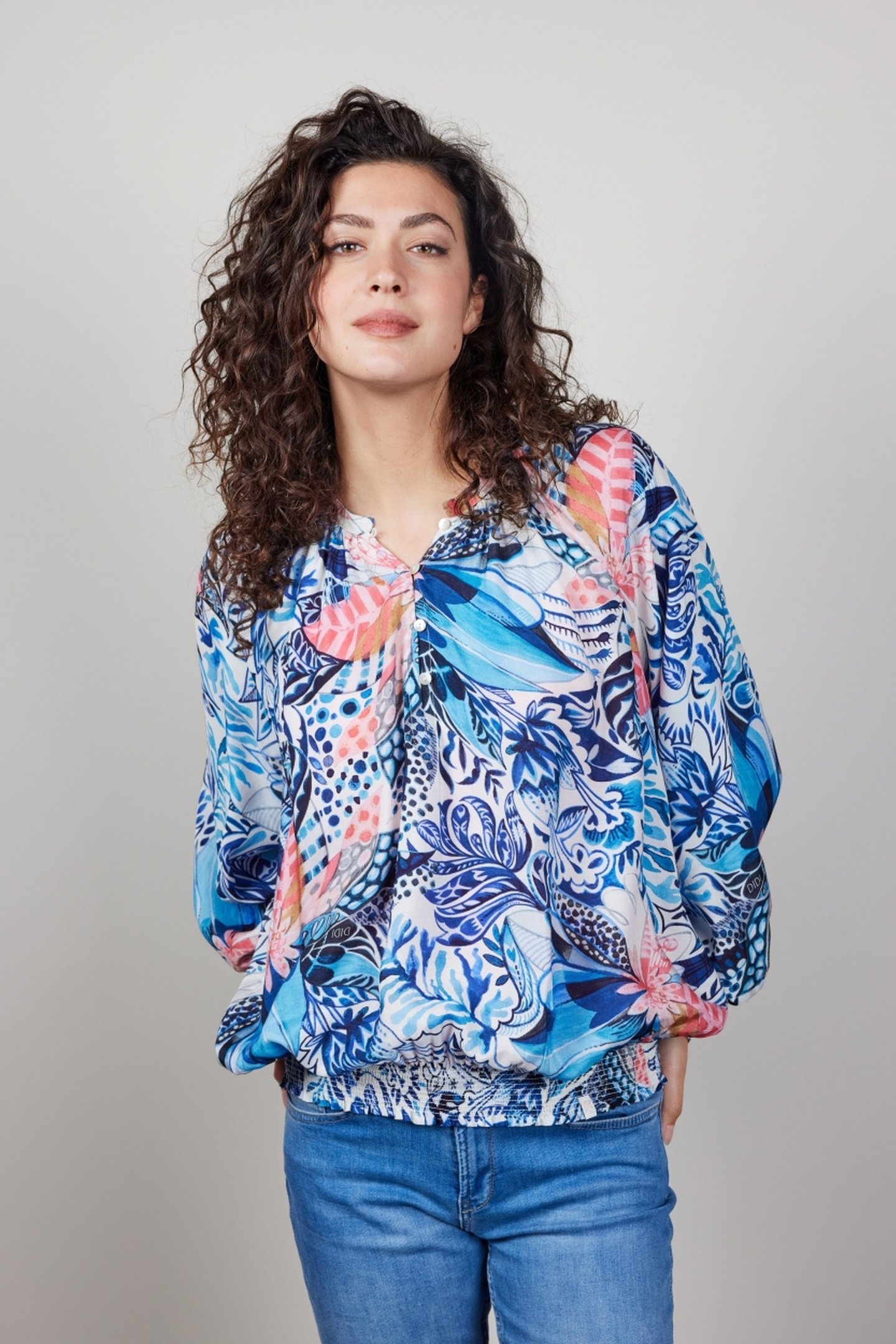 BLOUSE LIMA IN OFFWHITE WITH AZUR FUSION PRINT 3