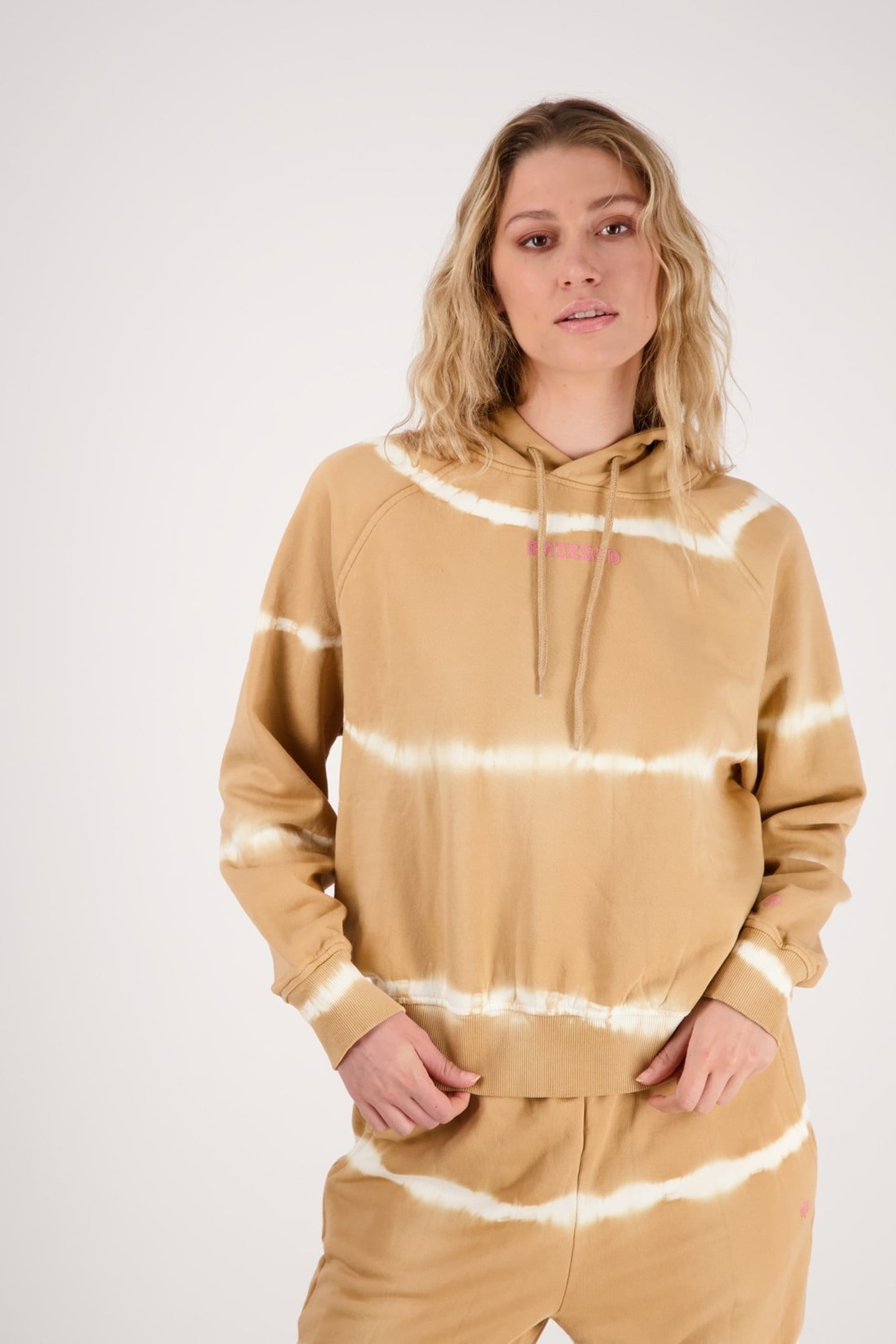 NAOMI LIGHT HONEY BROWN 1