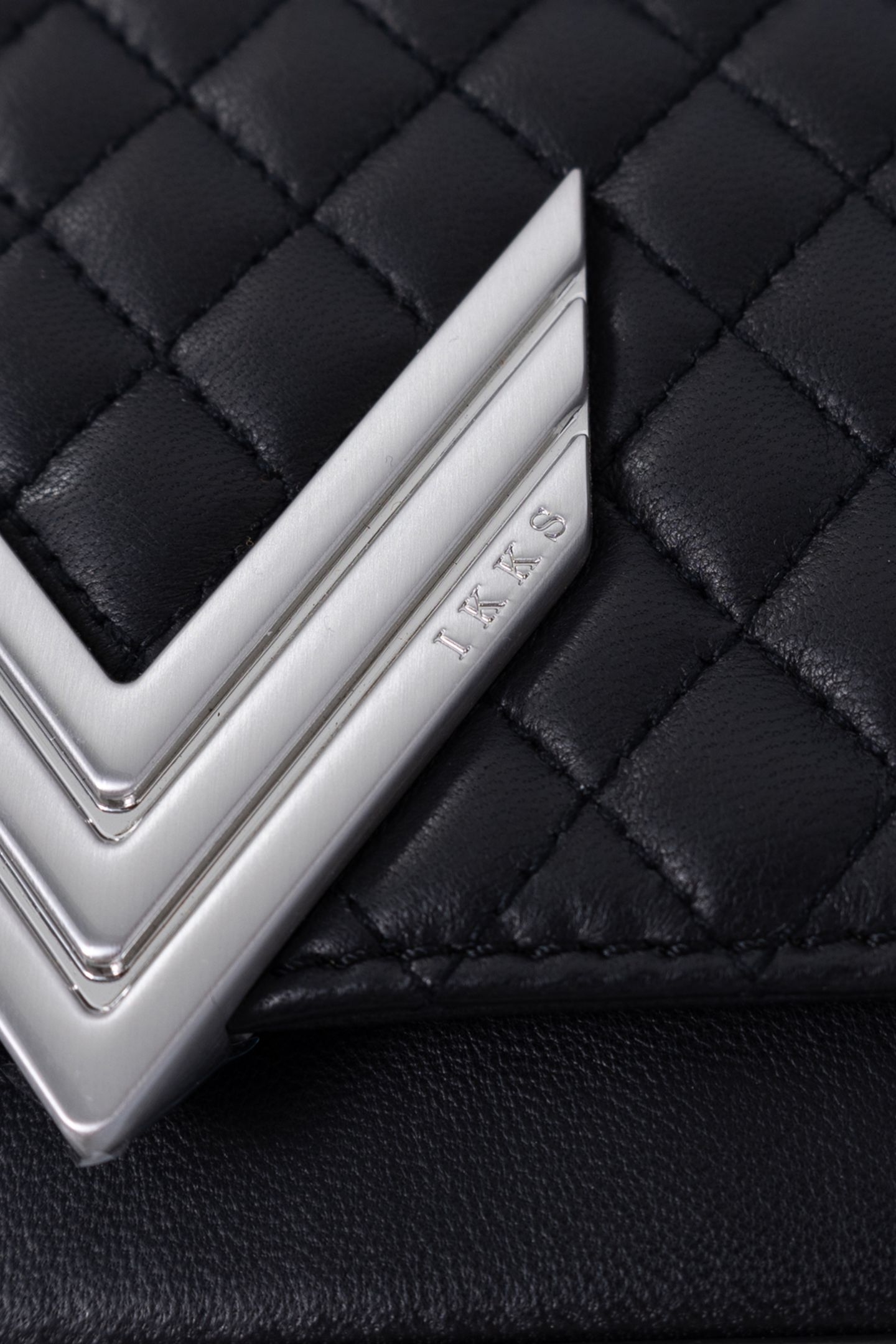 111 BAG IN BLACK QUILTED LEATHER 5