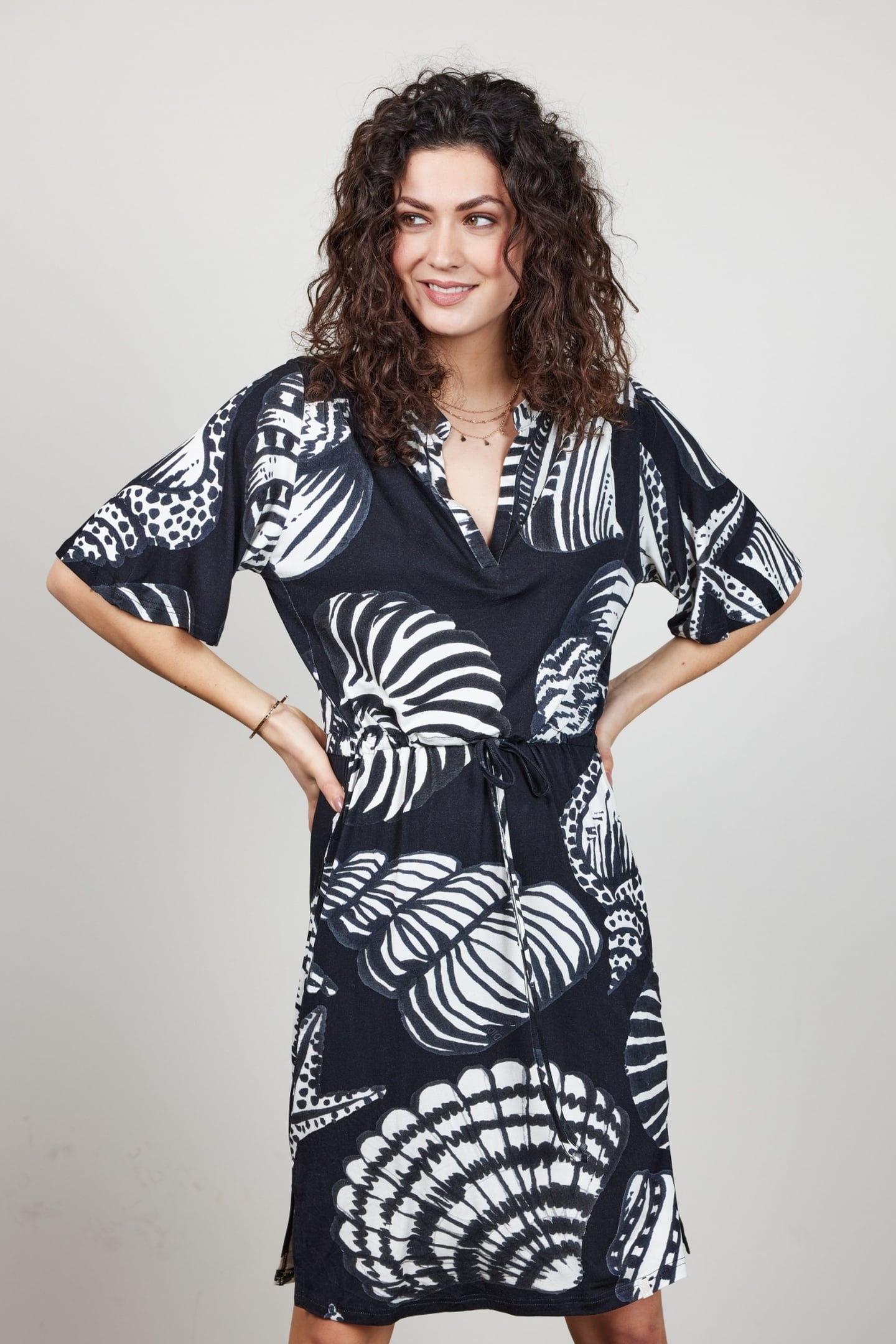 DRESS BAILY IN BLACK WITH SHELL SYMPHONY XXL PRINT 1