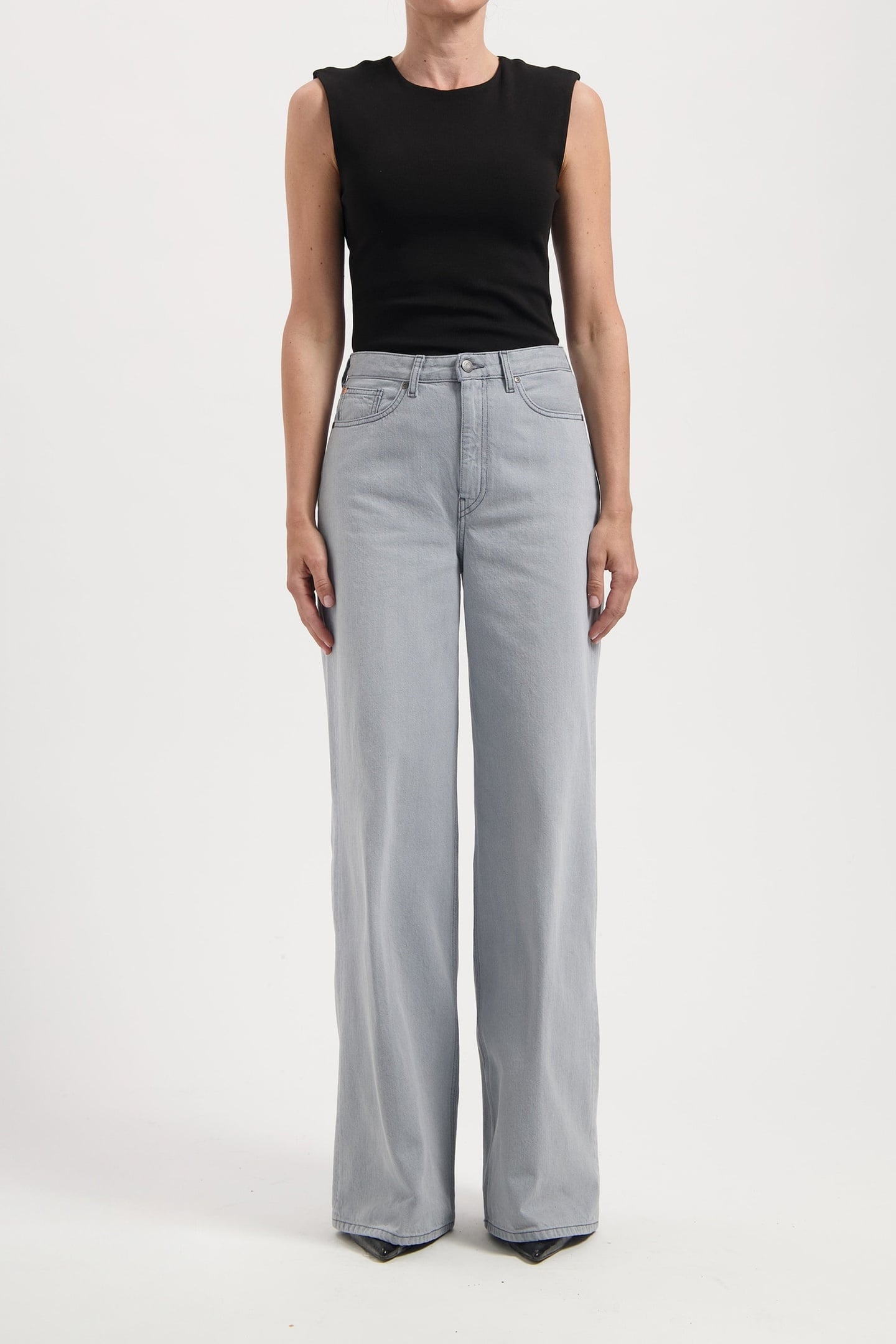 SARA HIGH LOOSE LIGHT GREY 2