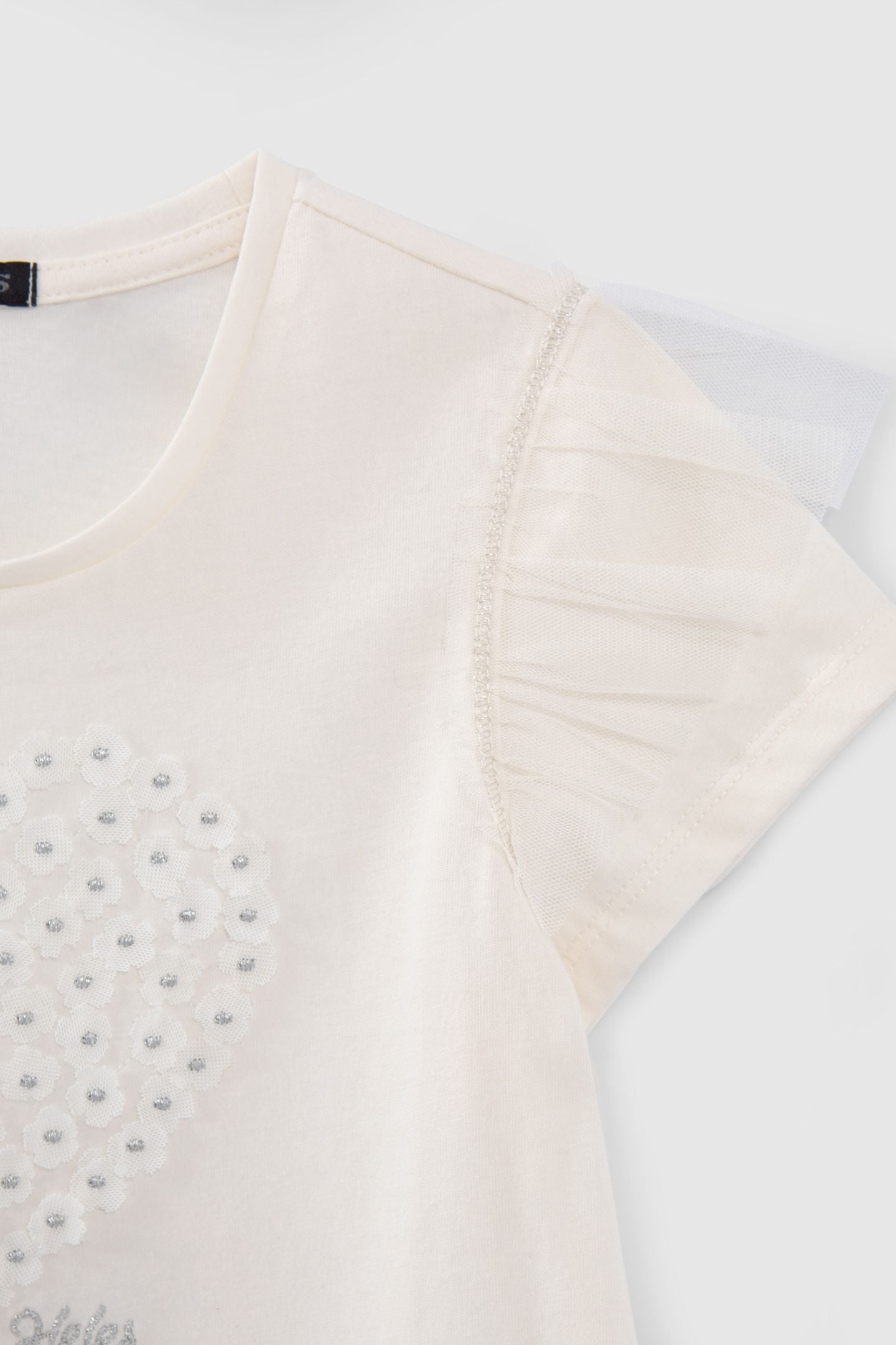 GIRLS’ ECRU T-SHIRT WITH HEART-SHAPED FLOWER DECOR 6