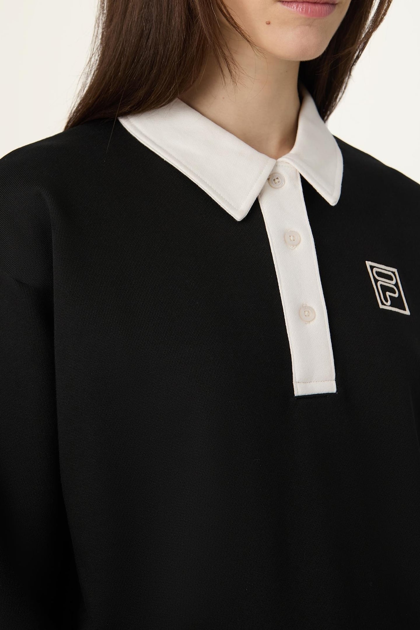 LAGRIO LOOSE POLO SWEATSHIRT BLACK-EGRET 6