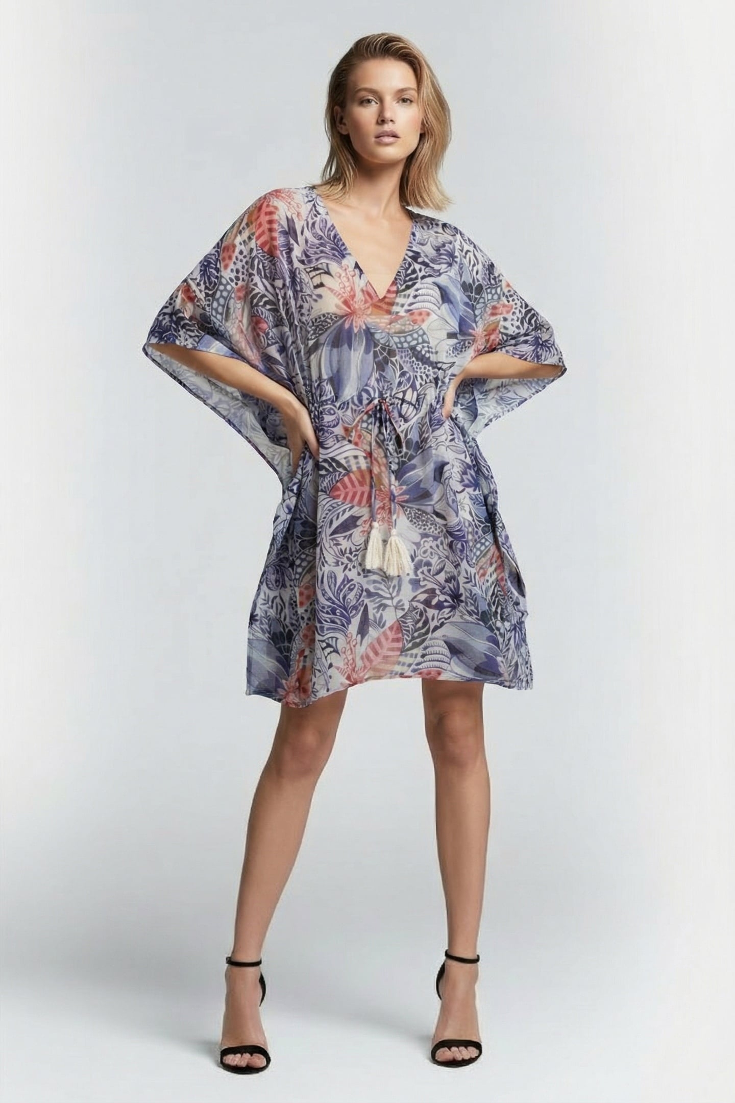 KAFTAN IN OFFWHITE WITH AZUR FUSION PRINT 1