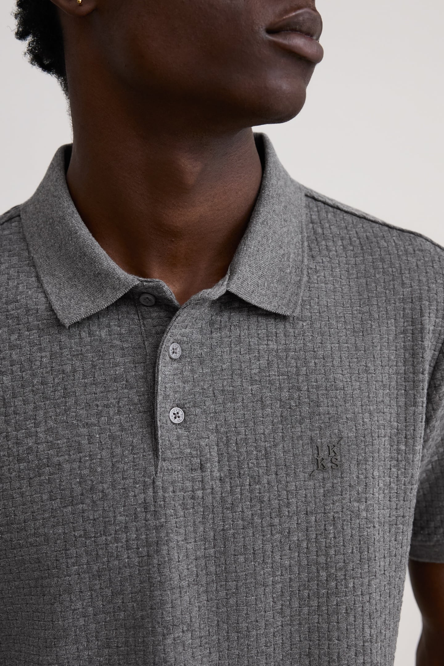 GRAPHITE KNIT POLO WITH WEAVE EFFECT 5