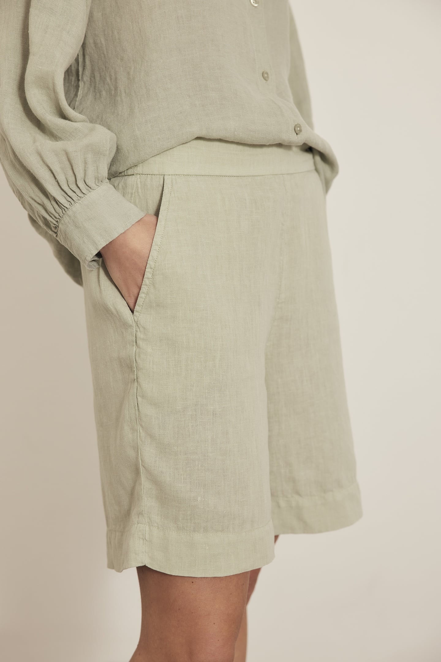 KARMEN SHORTS GREEN TEA 5