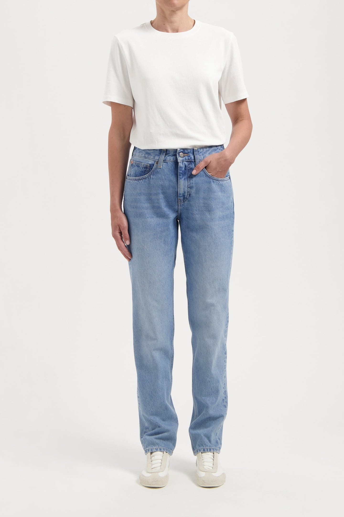 GO MID STRAIGHT LIGHT STONE 1