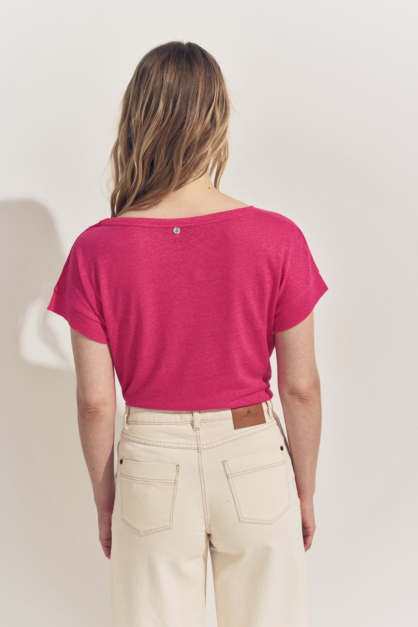 PINK T-SHIRT WITH MESSAGE 3