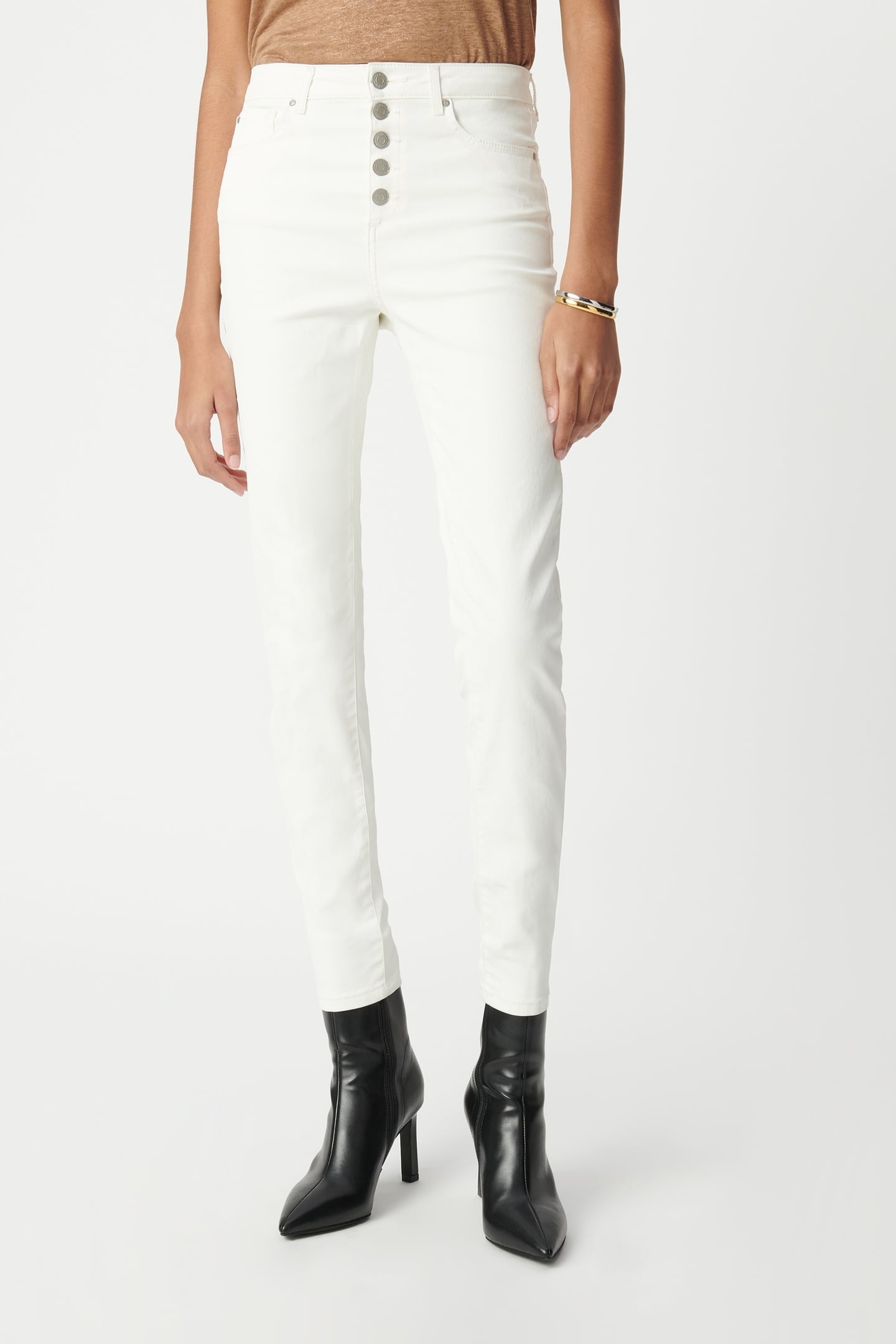 WHITE CROPPED JEANS WITH VISIBLE BUTTONS NINA 2