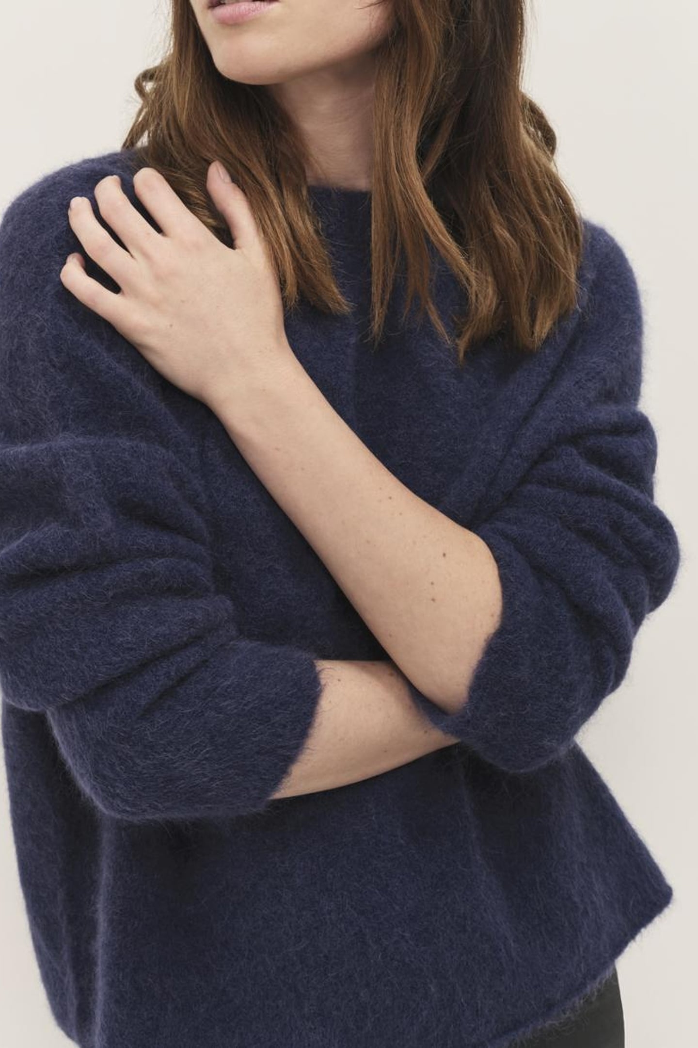 THELMA - NAVY BLUE SWEATER WITH FLUFFY KNIT 1