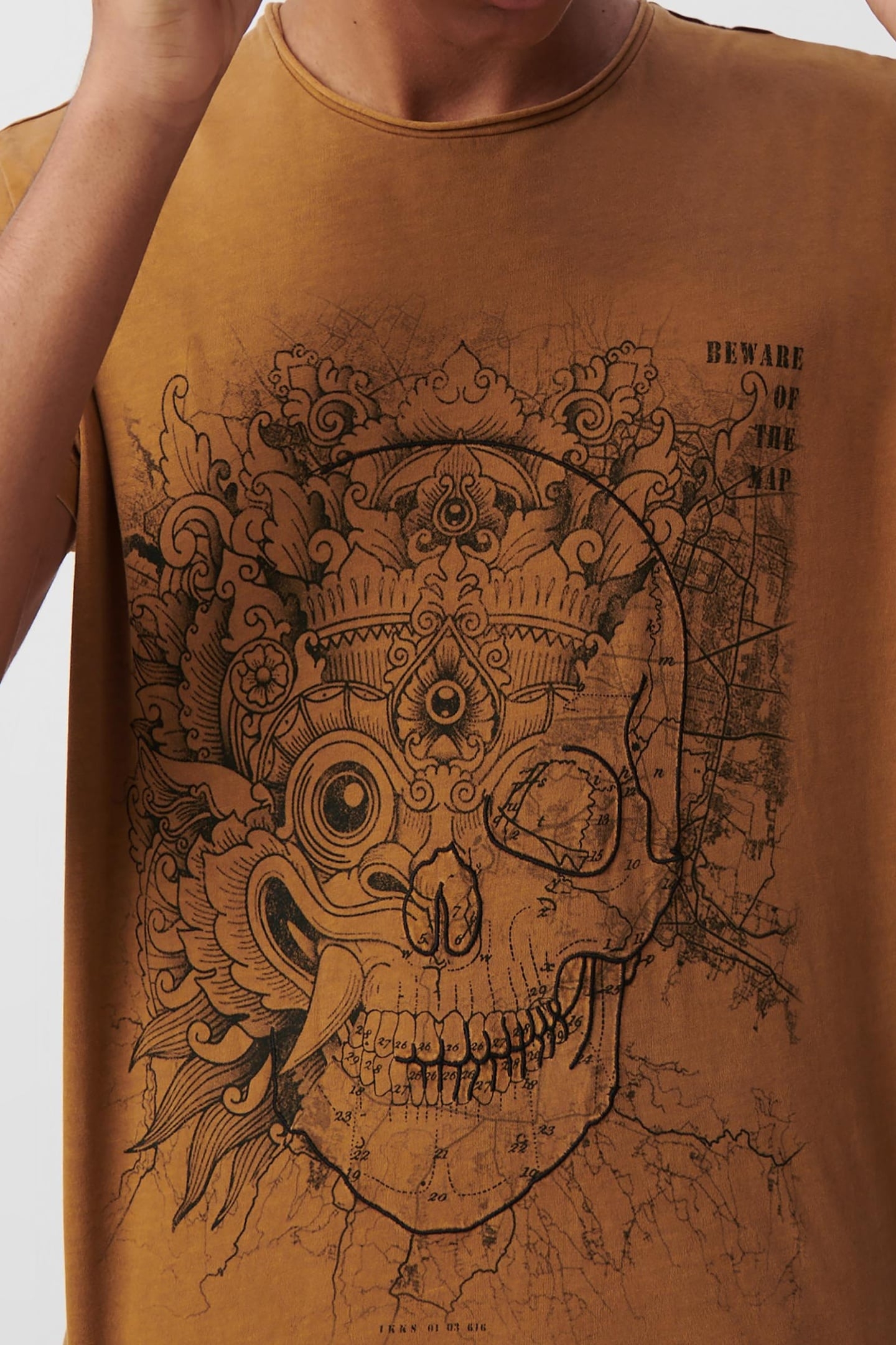 SAFFRON ORGANIC COTTON T-SHIRT WITH SKULL-MASK IMAGE 5