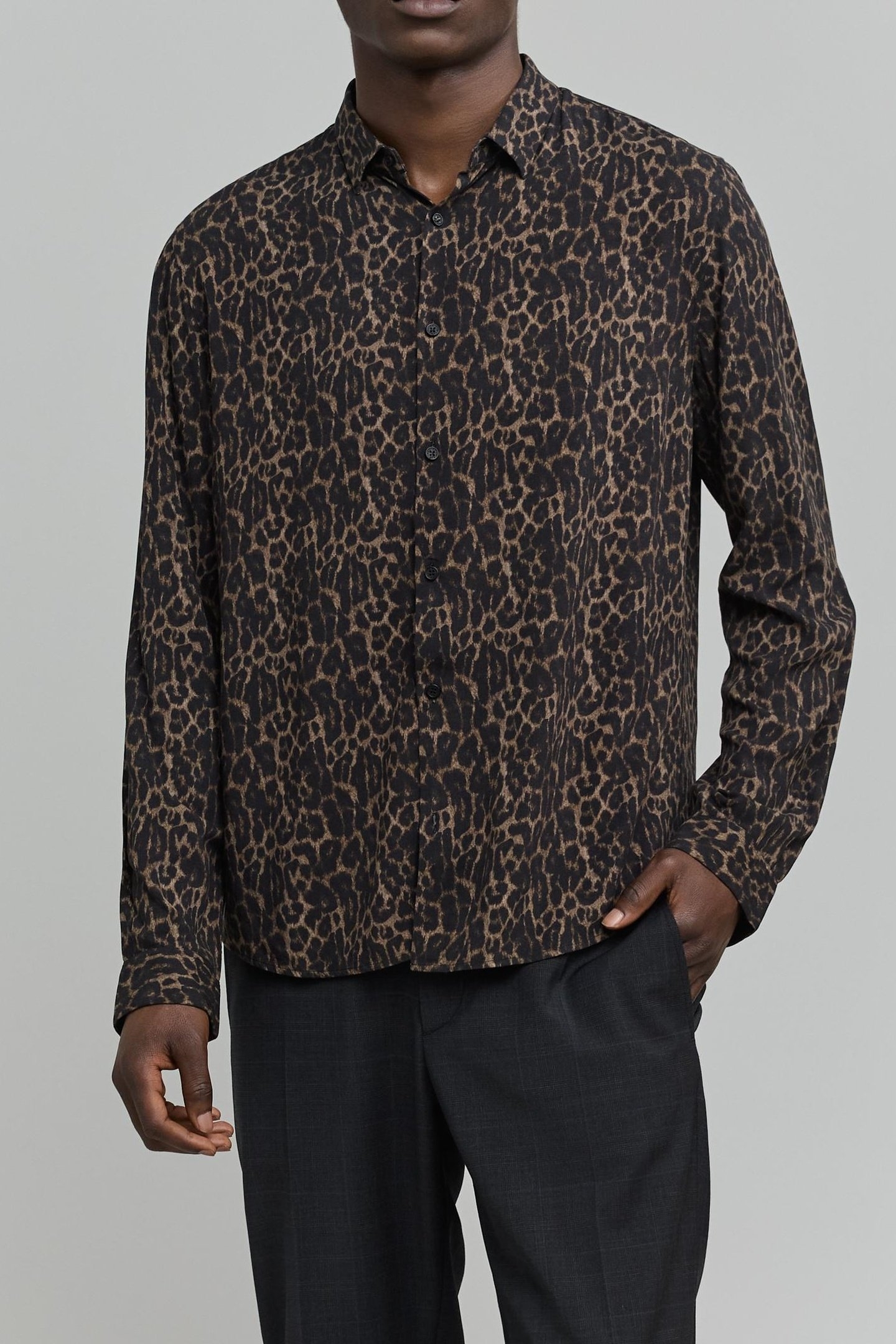 SLIM GREY LEOPARD PRINT SHIRT 2