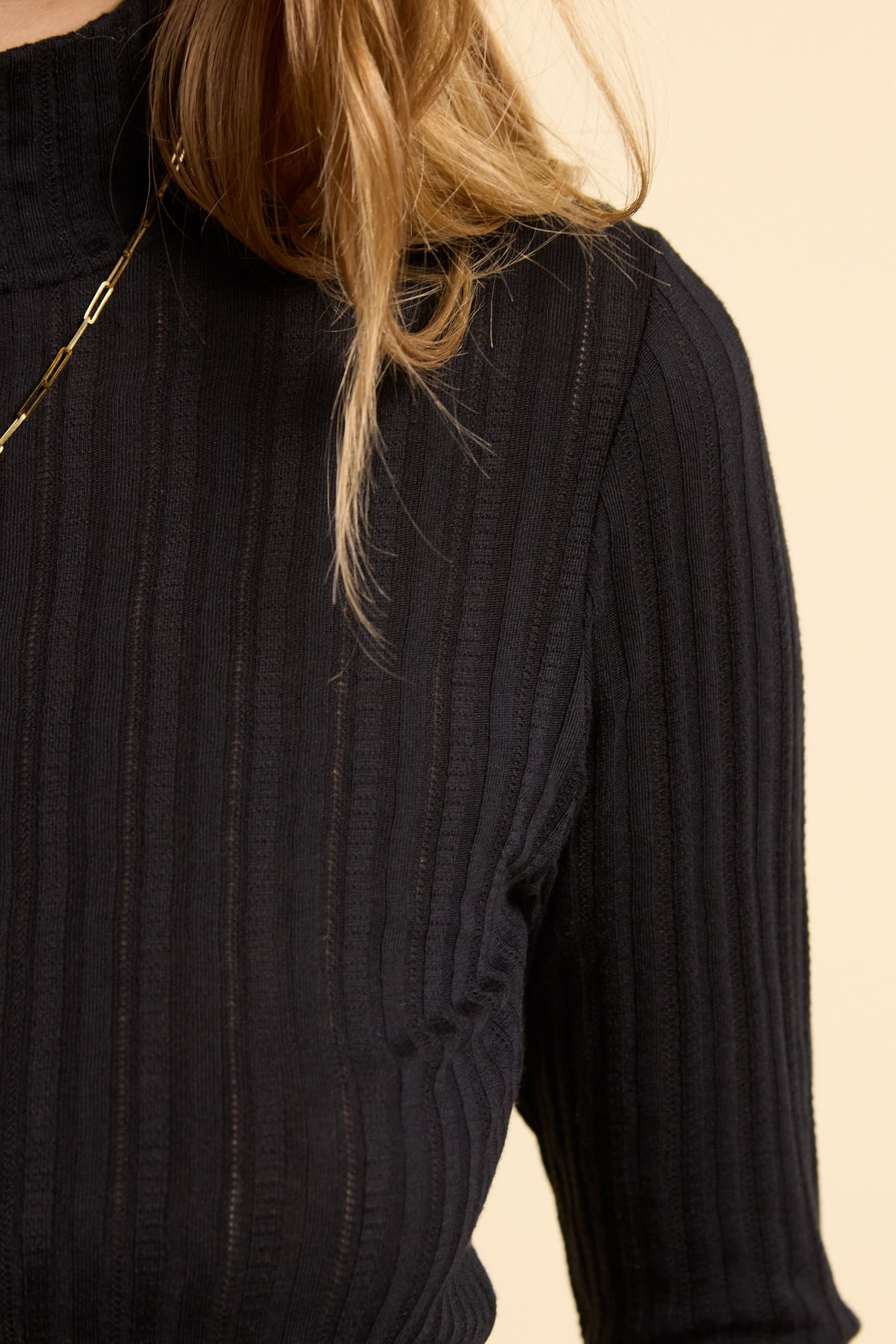 BLACK FUNNEL NECK T-SHIRT WITH RIBBED STRIPES BLACK 5