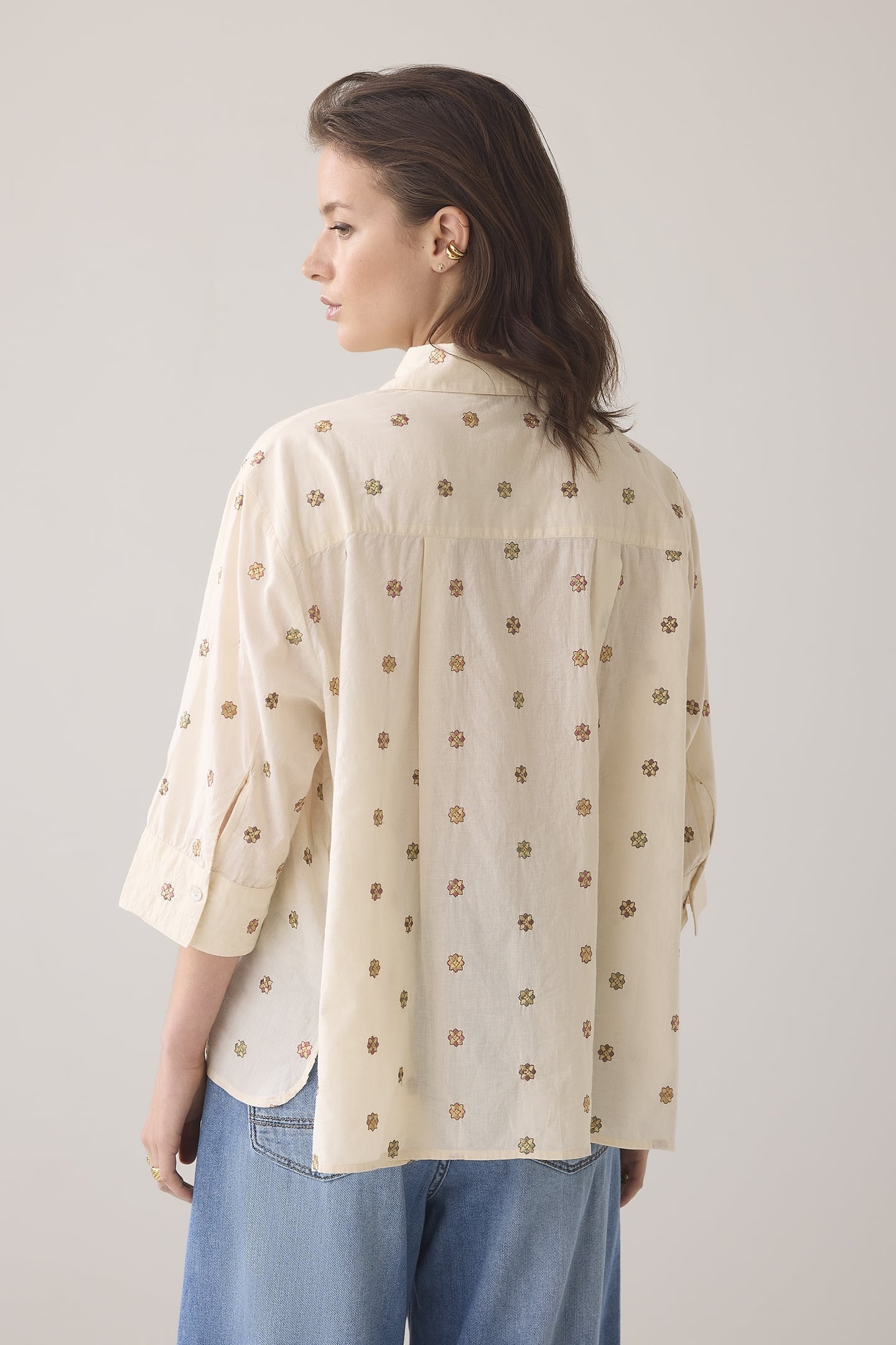 3/4 SLEEVE BLOUSE SCATTERED EMBOIDERYY IVORY 3