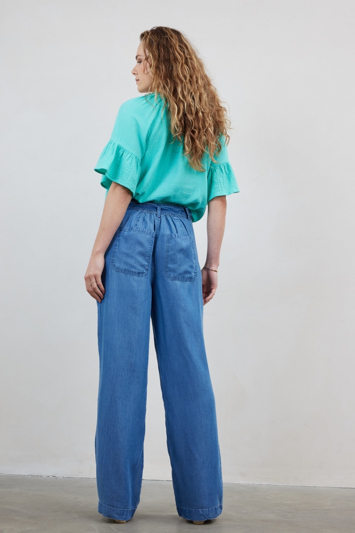 PANTS JULIA IN DENIM MID BLUE 3
