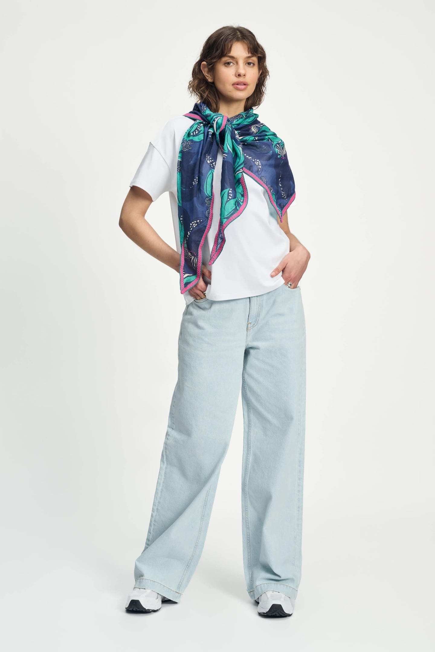 SHAWL - DELICACY GREEN 2