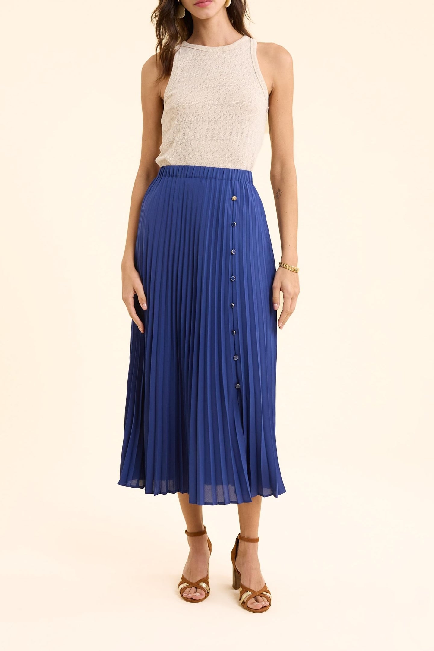 BLUE PLEATED LONG SKIRT WITH SIDE BUTTONS SAPPHIRE BLUE 3