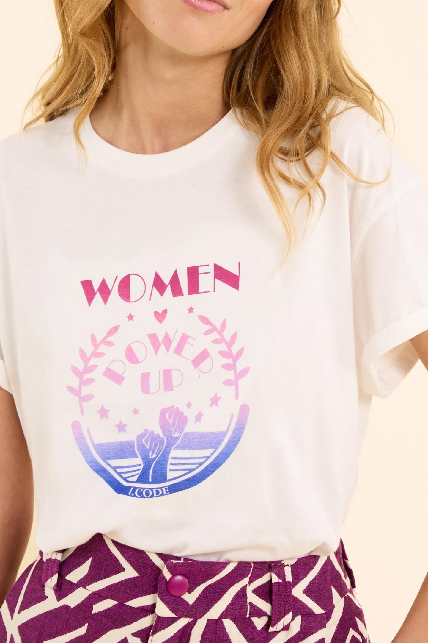 WHITE T-SHIRT WITH MESSAGE AND FISTS OFF-WHITE 7