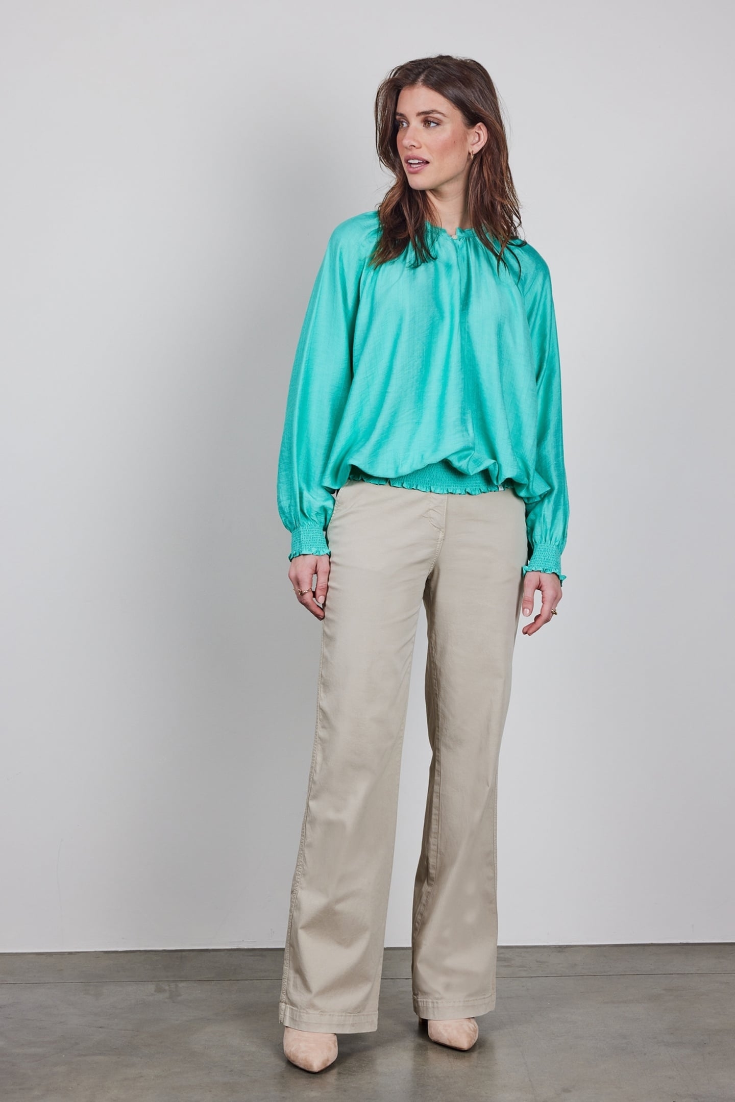 WIDE LEG PANTS ROYCE IN LIGHT SILVER 1