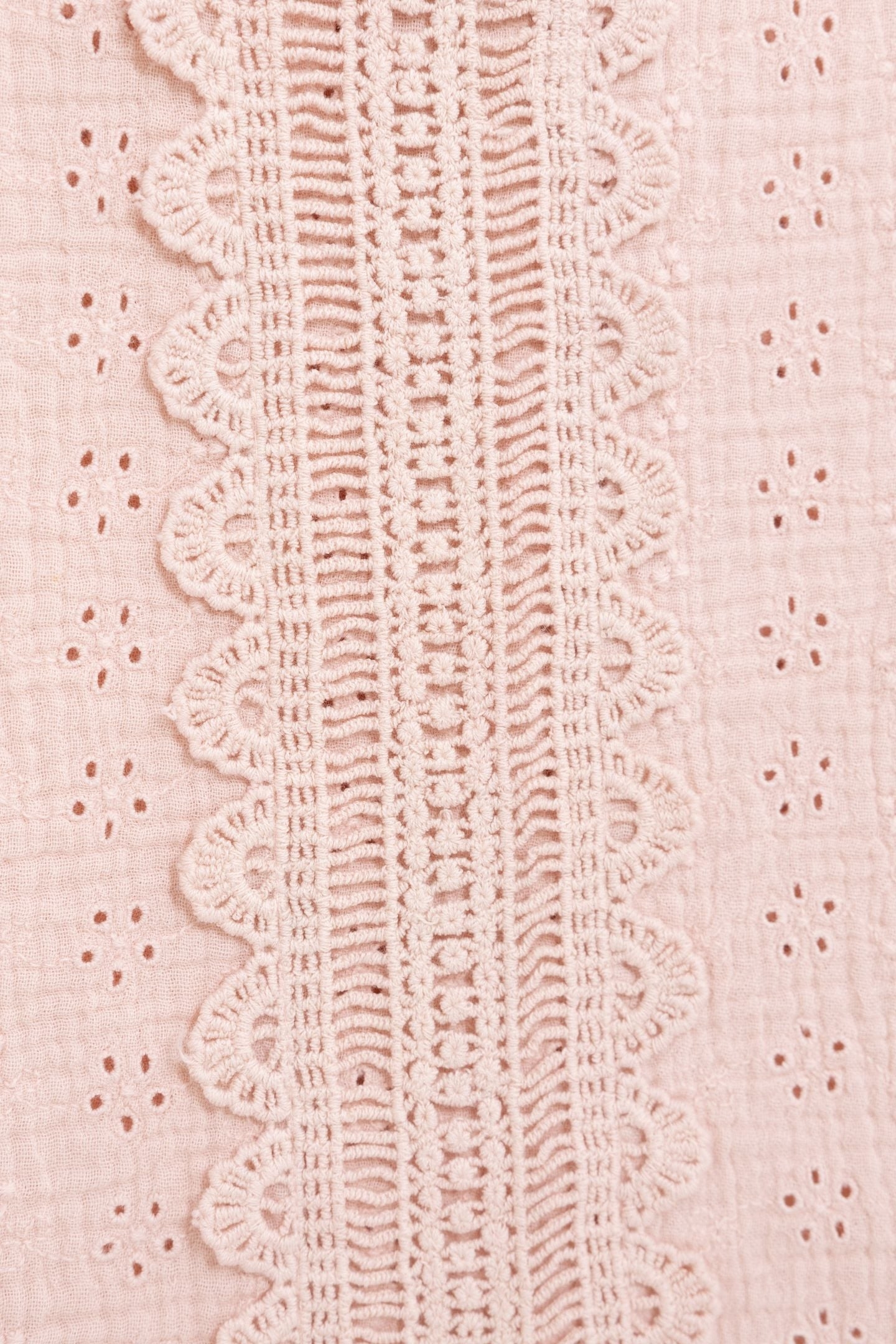 PINK TOP WITH BRODERIE ANGLAISE AND LACE PINK 8